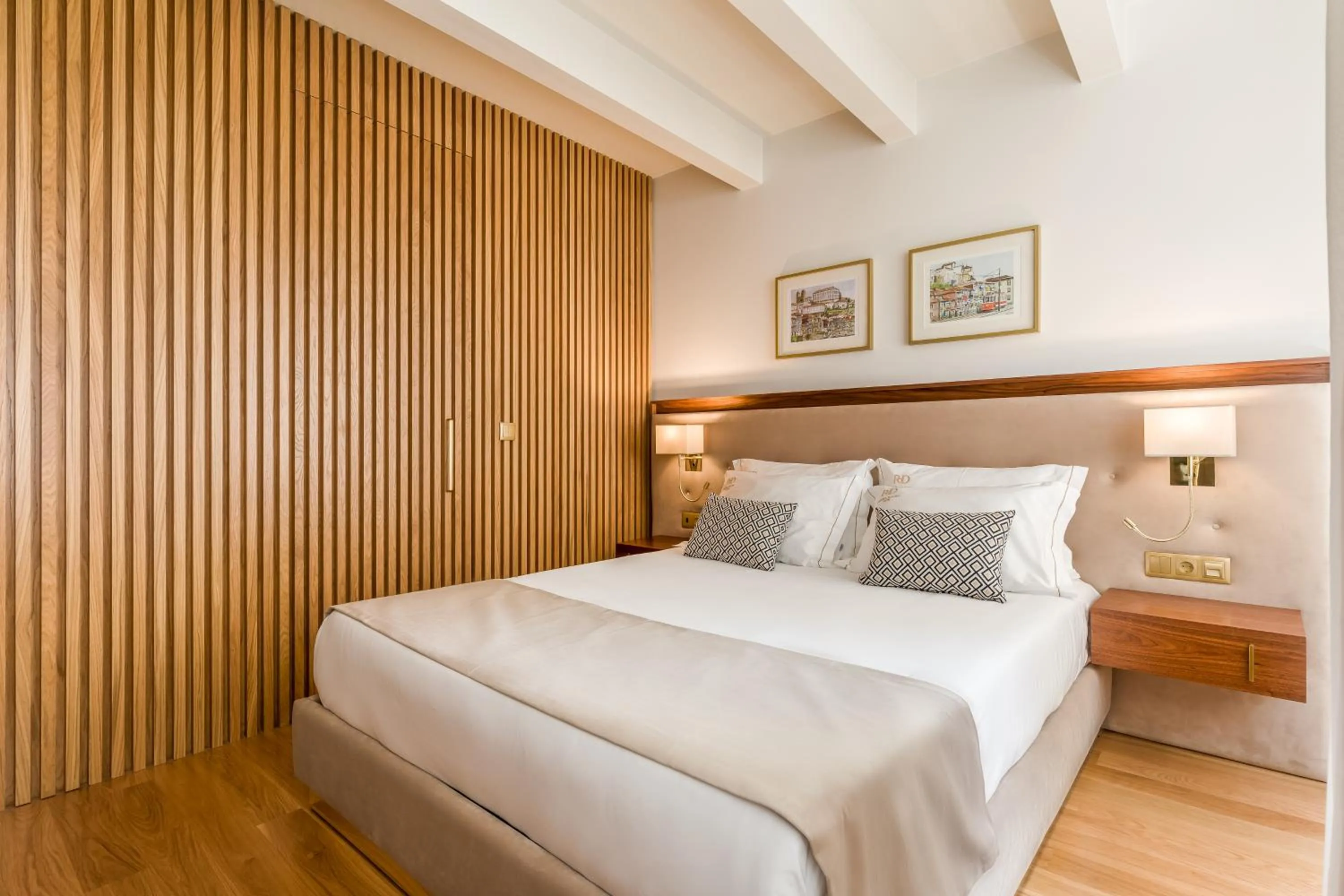 Bed in Ribeira Douro Hotel