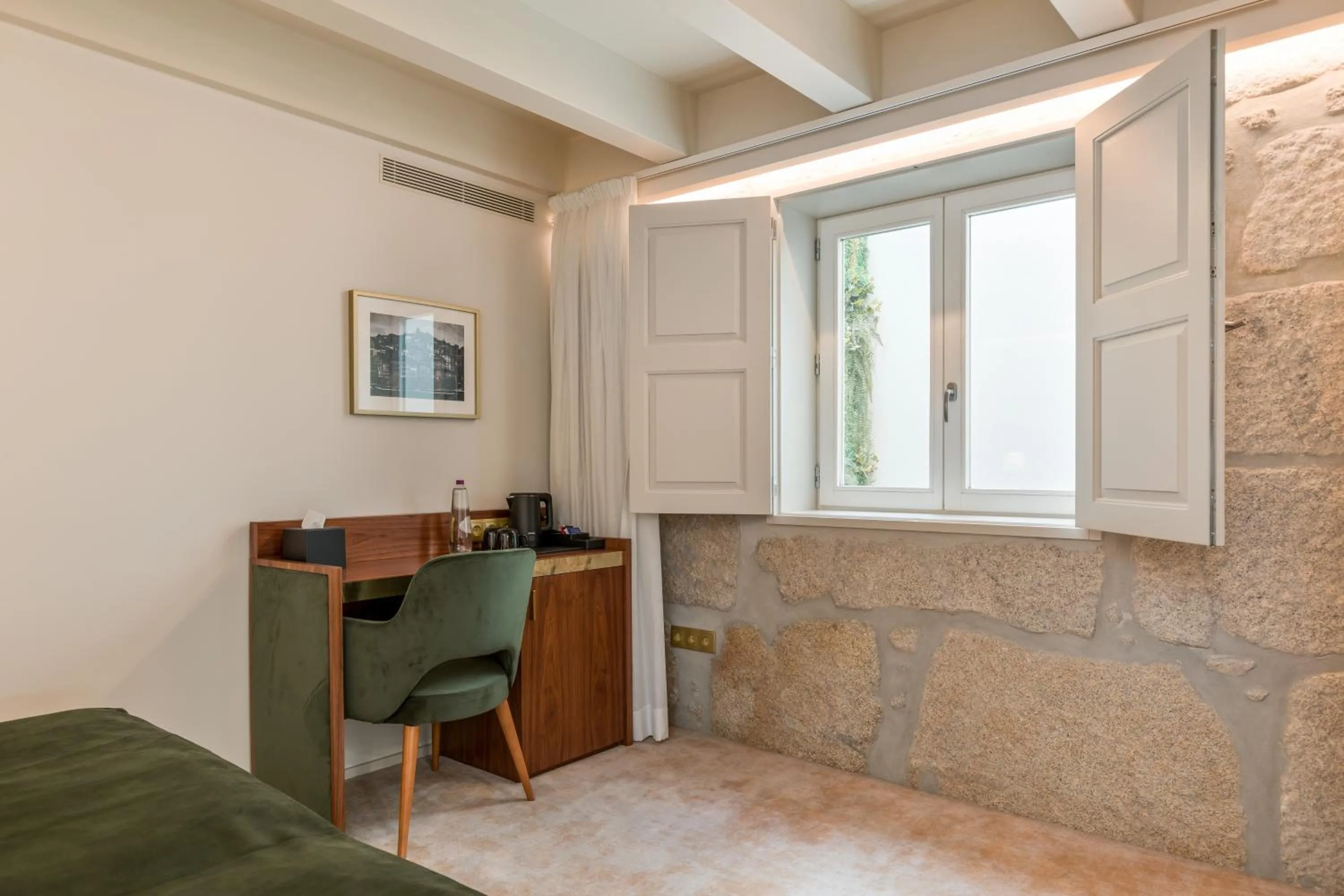 Seating area in Ribeira Douro Hotel