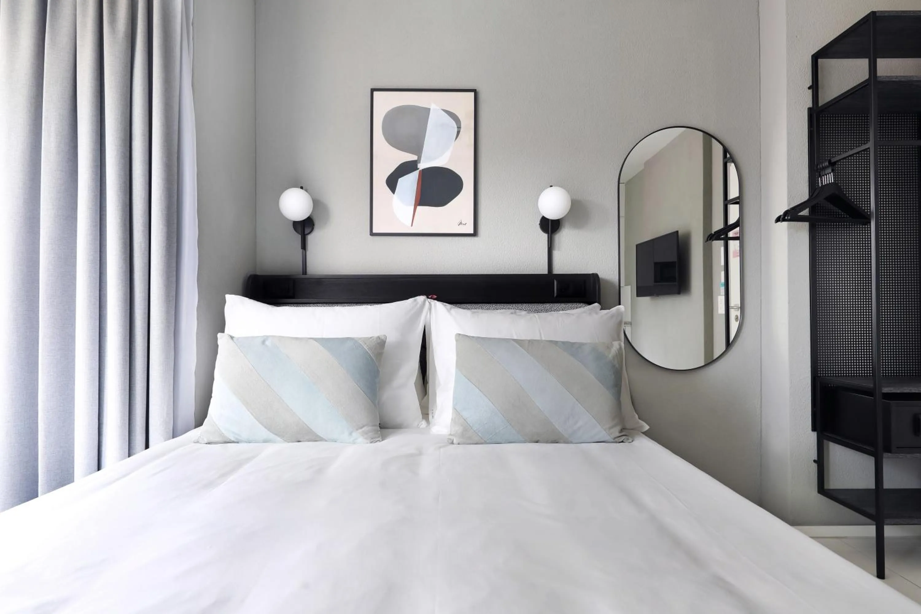 Bedroom, Bed in Numa Zurich Turi