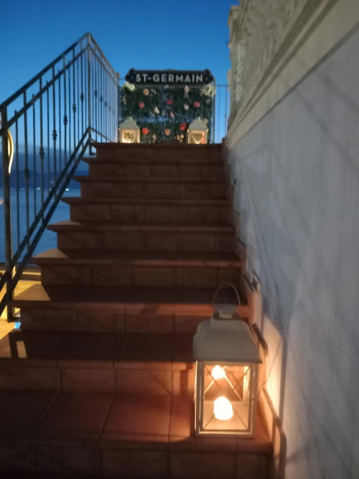 Night in Hotel La Lampara