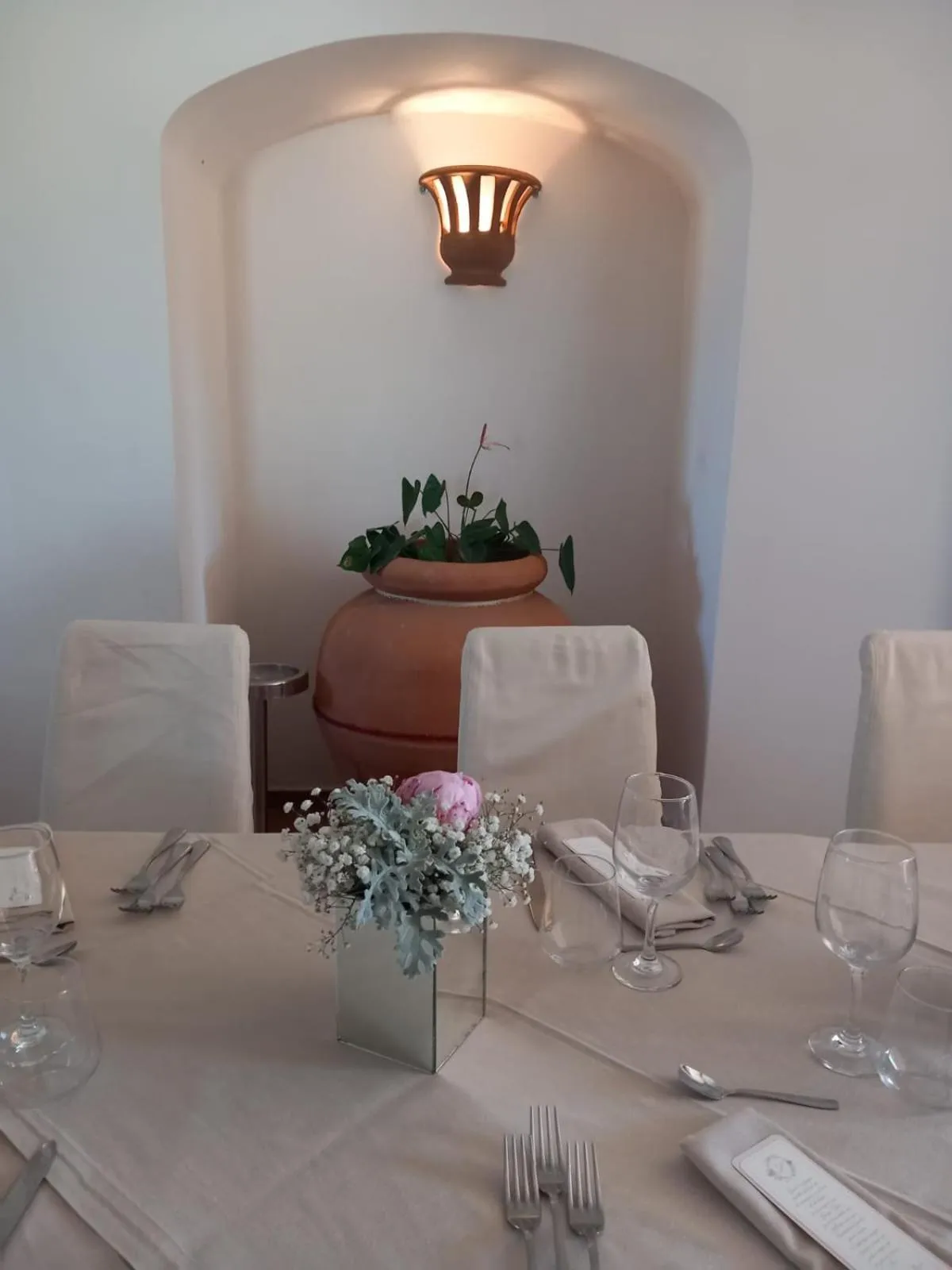 Restaurant/places to eat in Hotel La Lampara