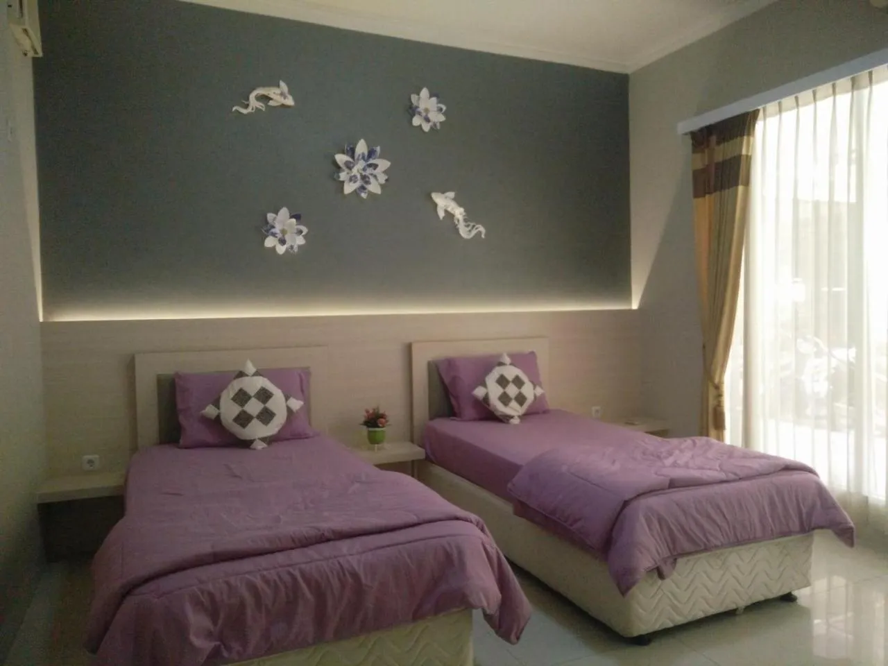 Bed in Enny's Guest House