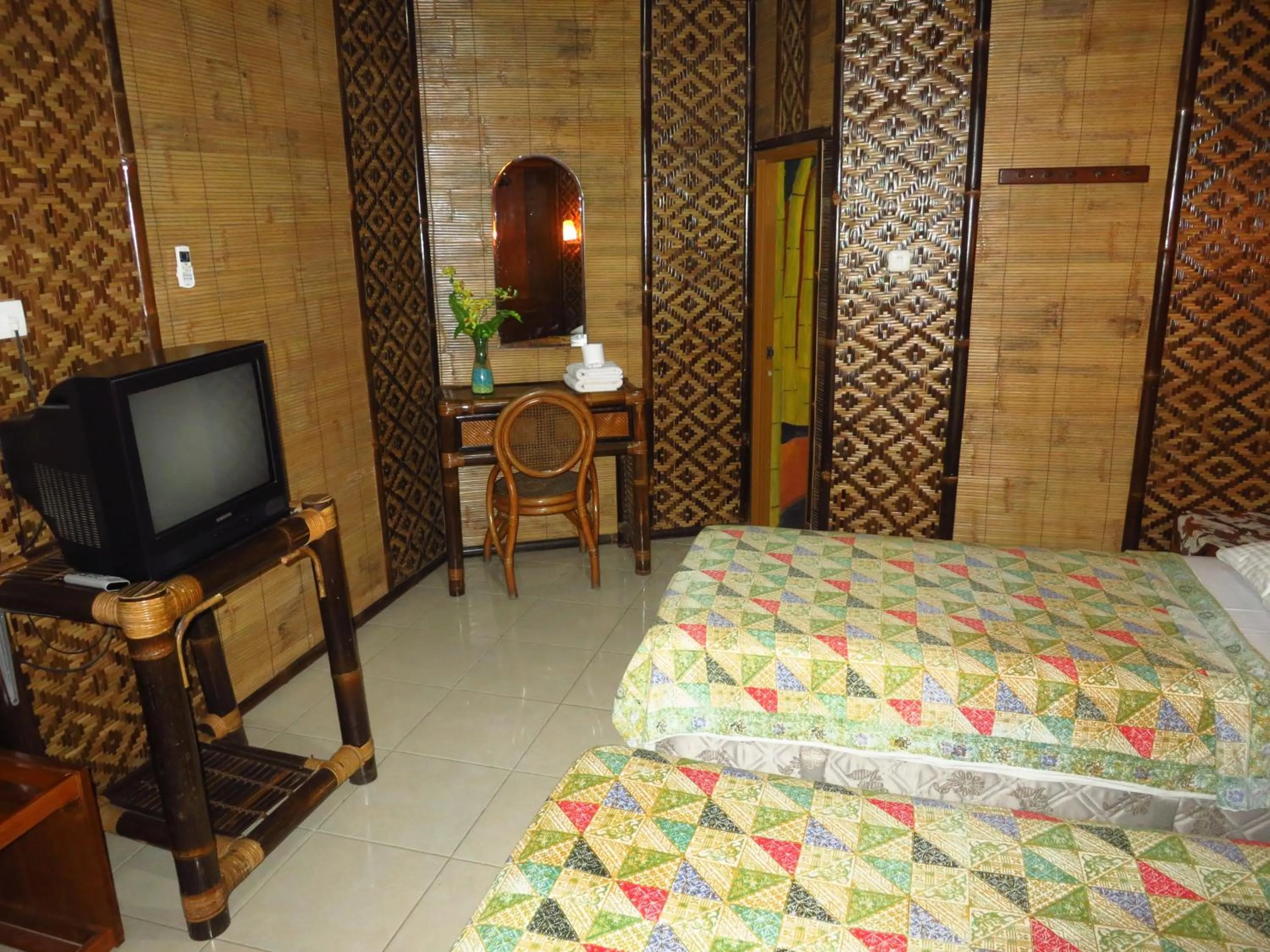 Photo of the whole room, Bed in Enny's Guest House