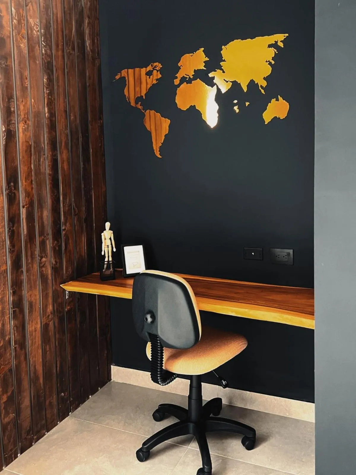 Decorative detail in Hotel Zelva Negra