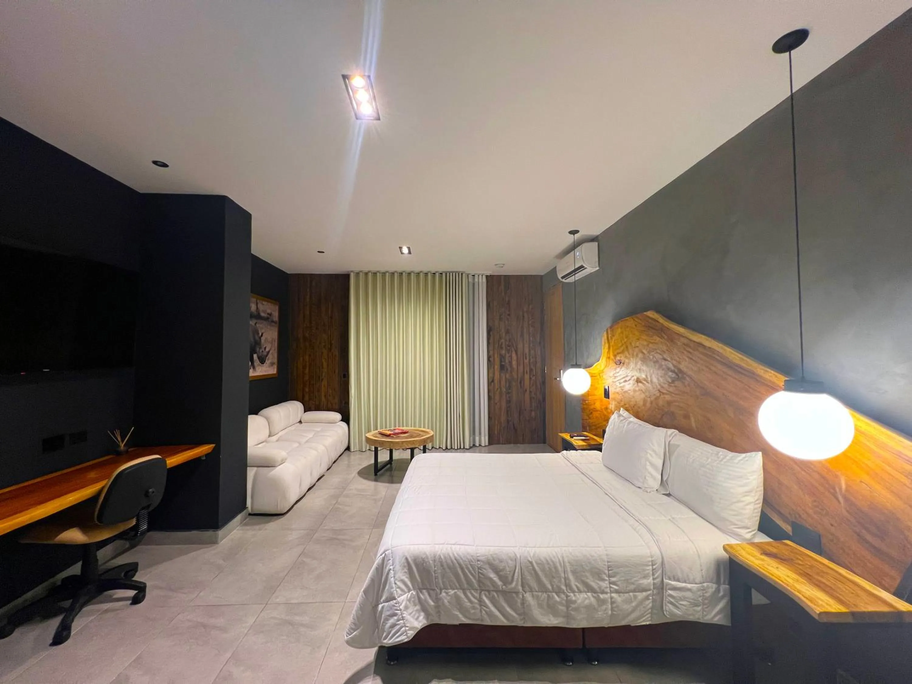 Photo of the whole room, Bed in Hotel Zelva Negra