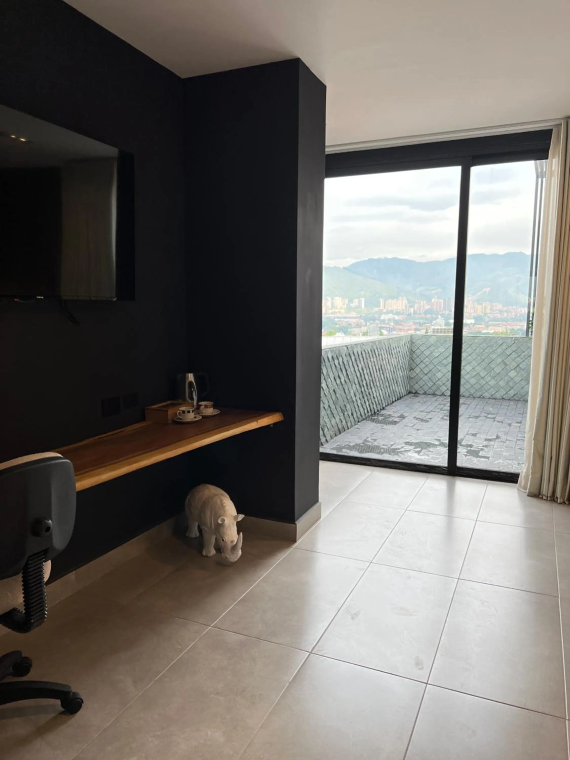 TV and multimedia in Hotel Zelva Negra