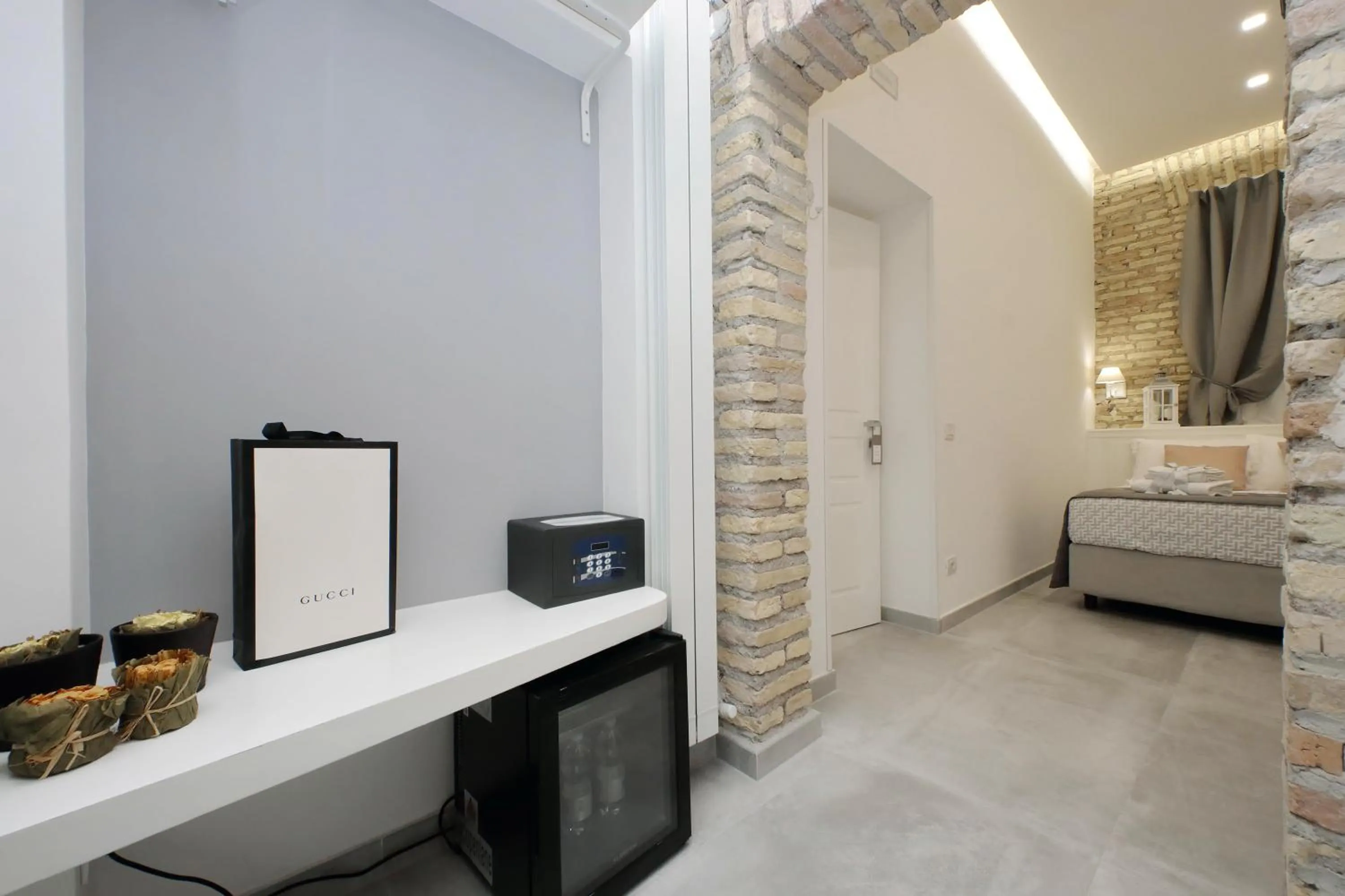 View (from property/room), Bed in Roman Holiday Suites