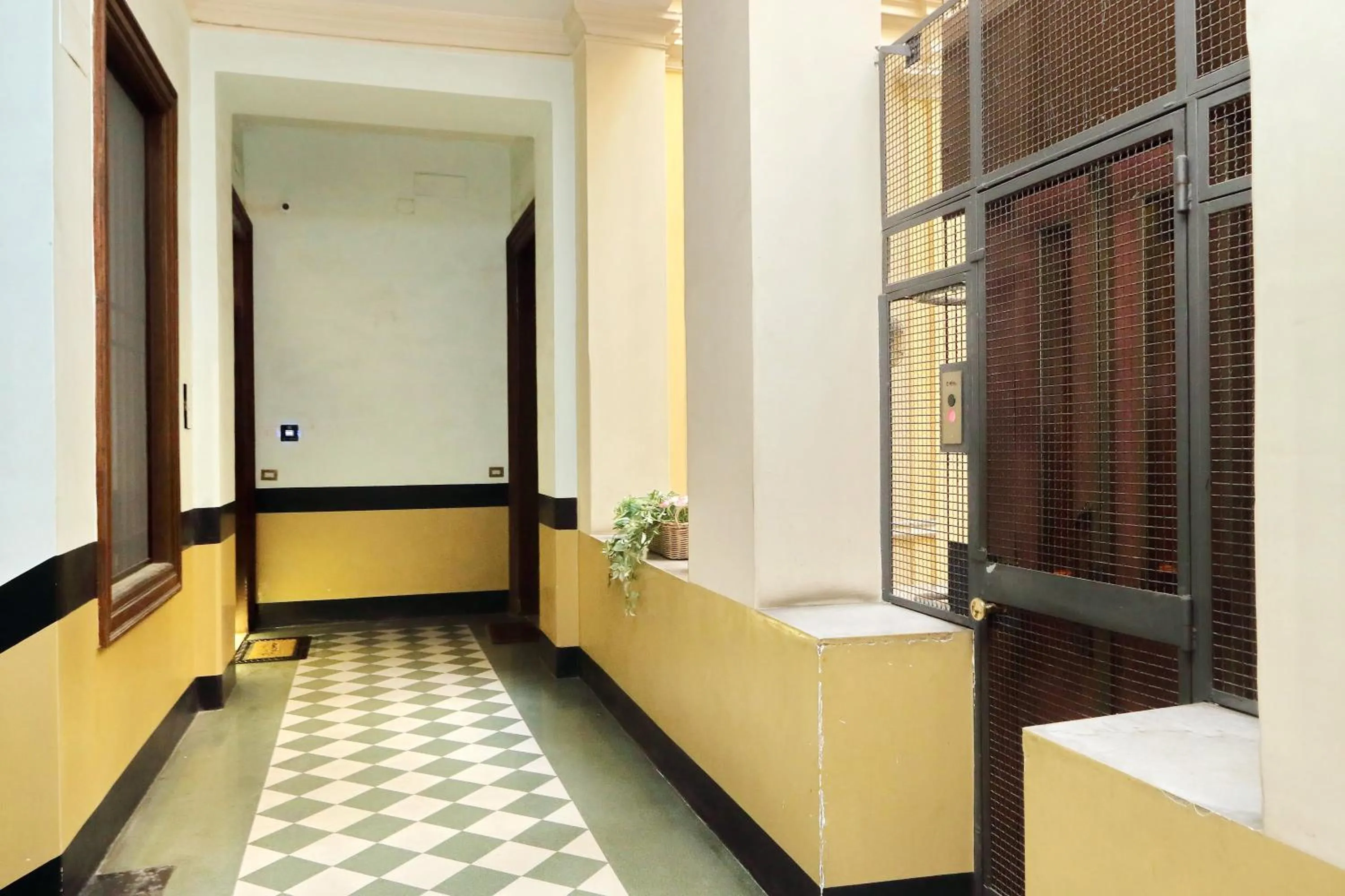 Property building in Roman Holiday Suites