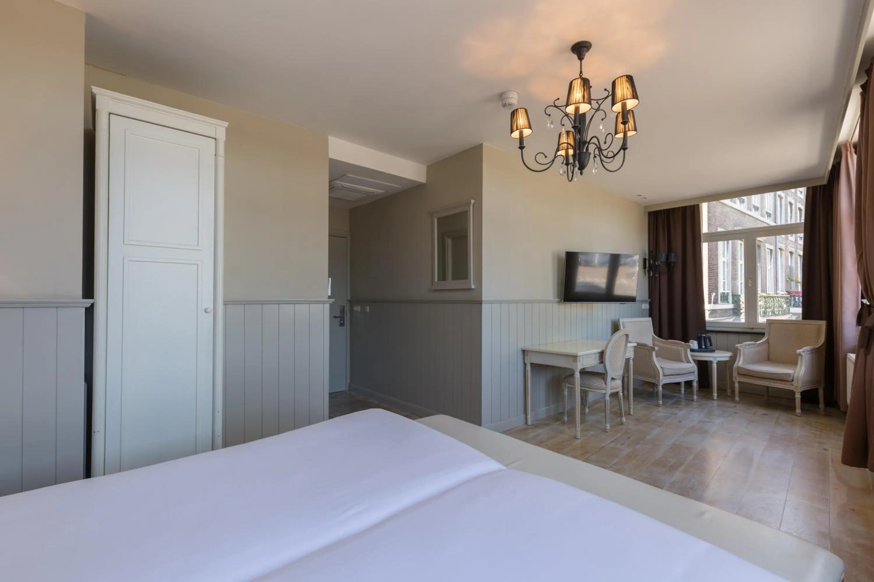 Bedroom, Bed in Amrâth Hotel Bigarré