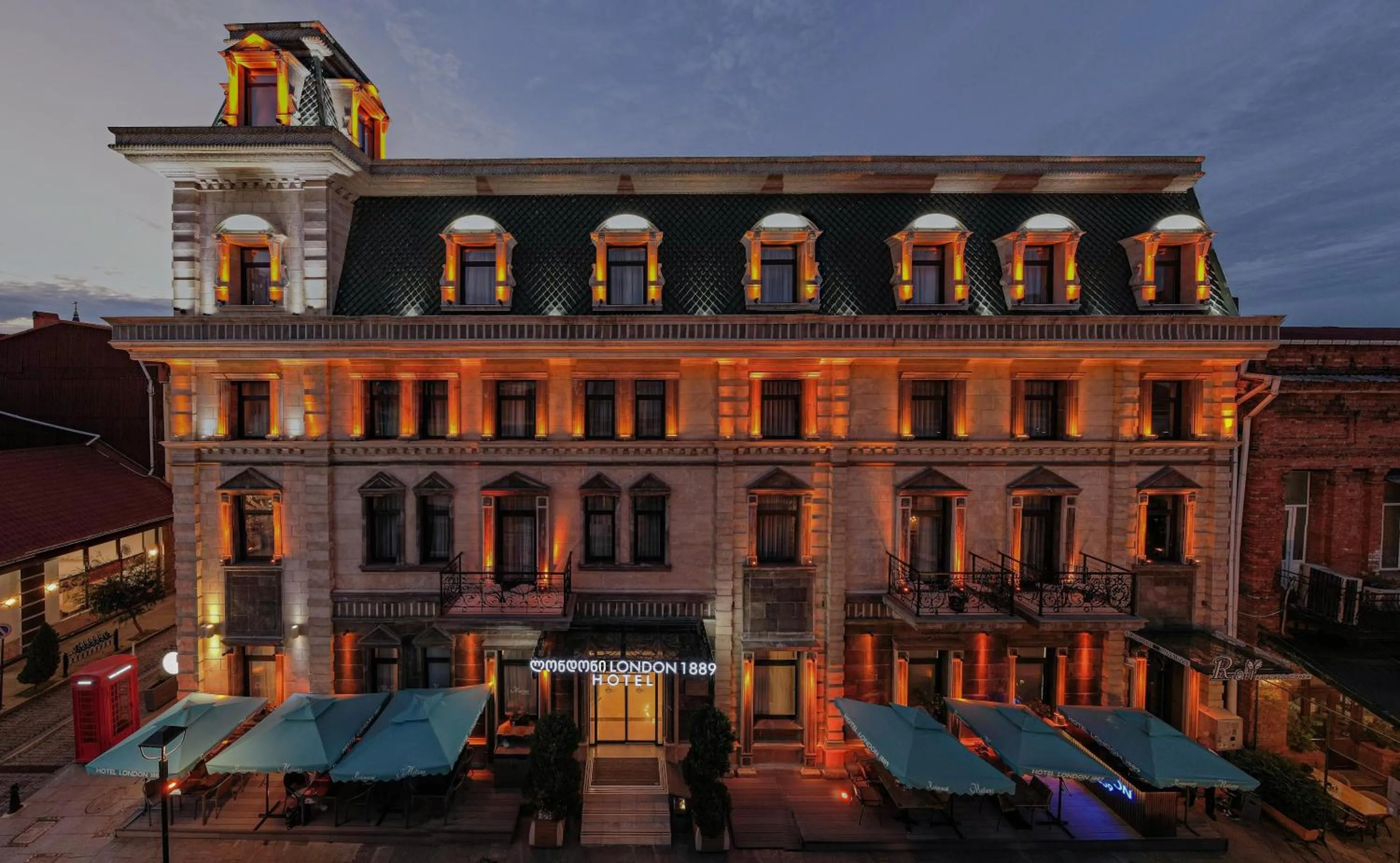 Property building in Hotel London 1889 & Casino