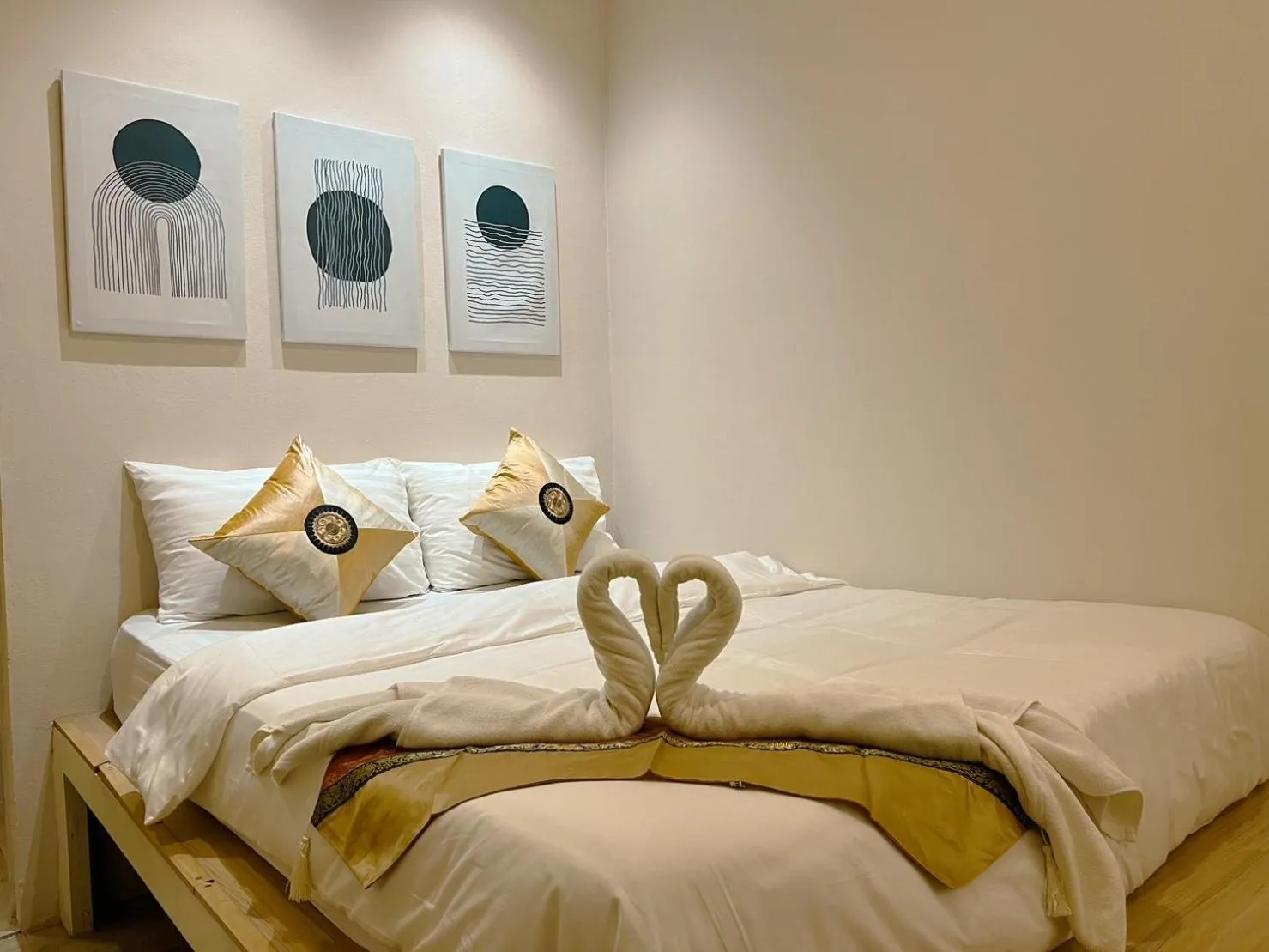 Bed in Pure Stay At CNX