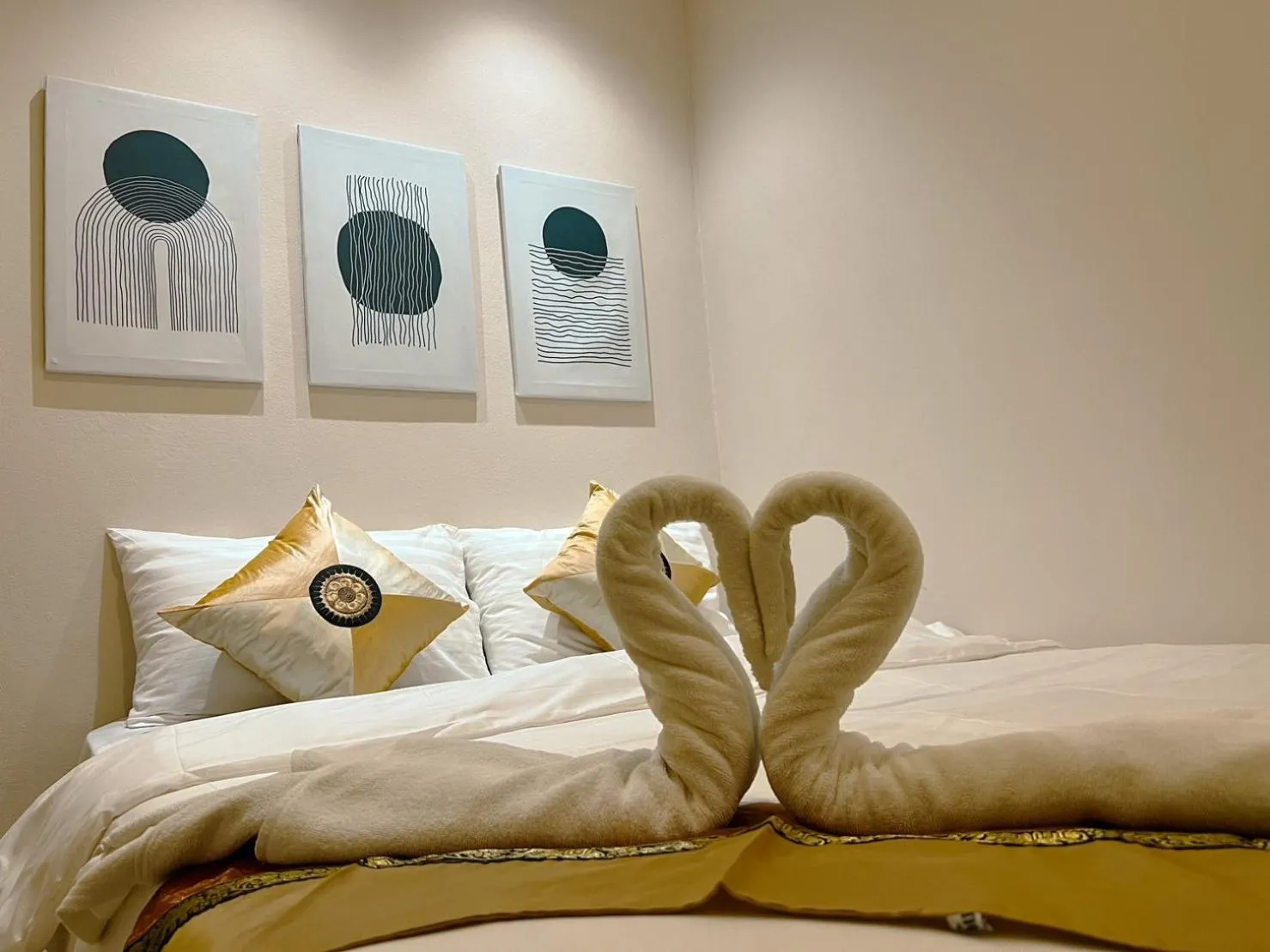 Bed in Pure Stay At CNX