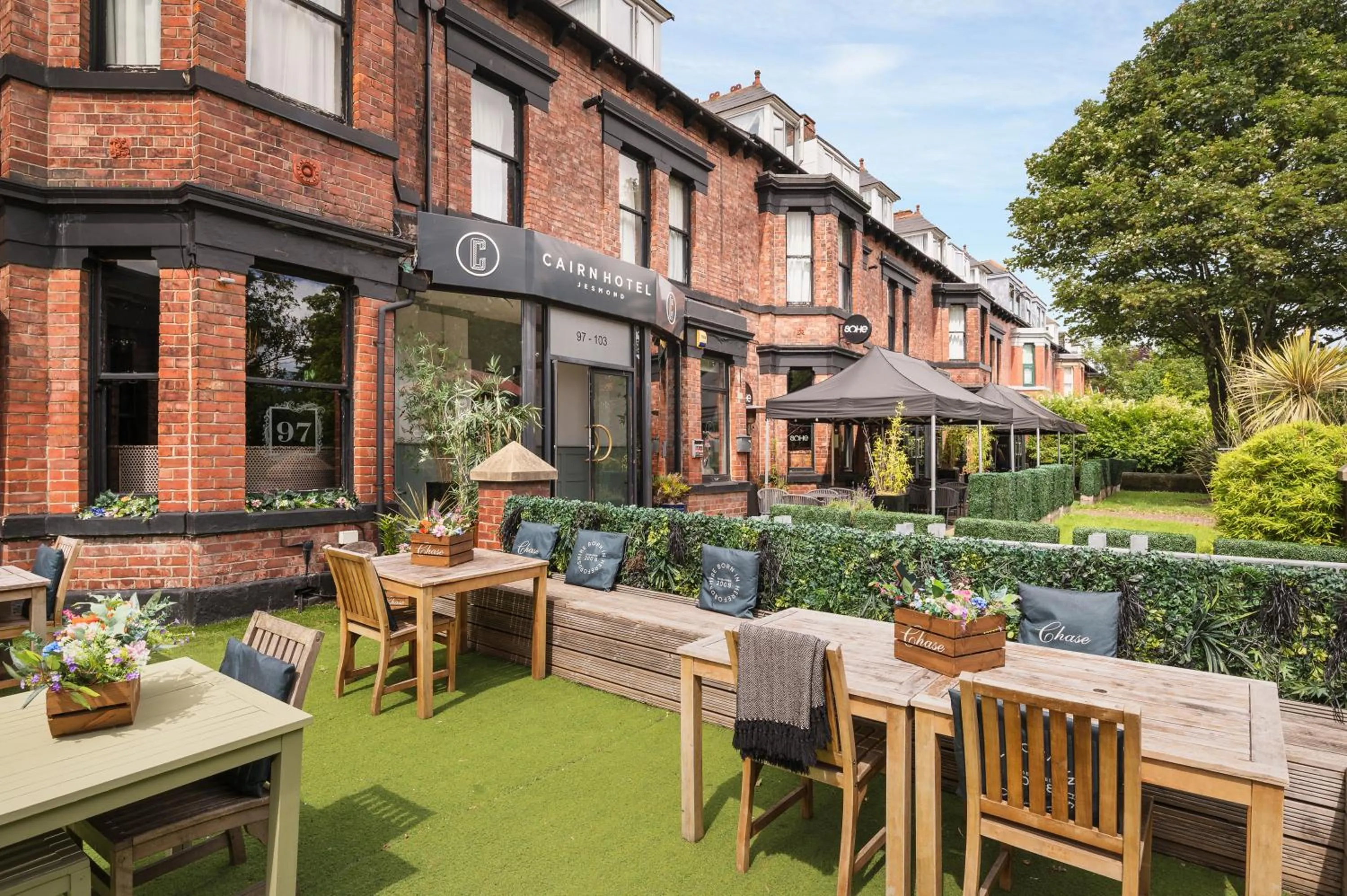 Property building in Cairn Hotel Newcastle Jesmond - Part of the Cairn Collection