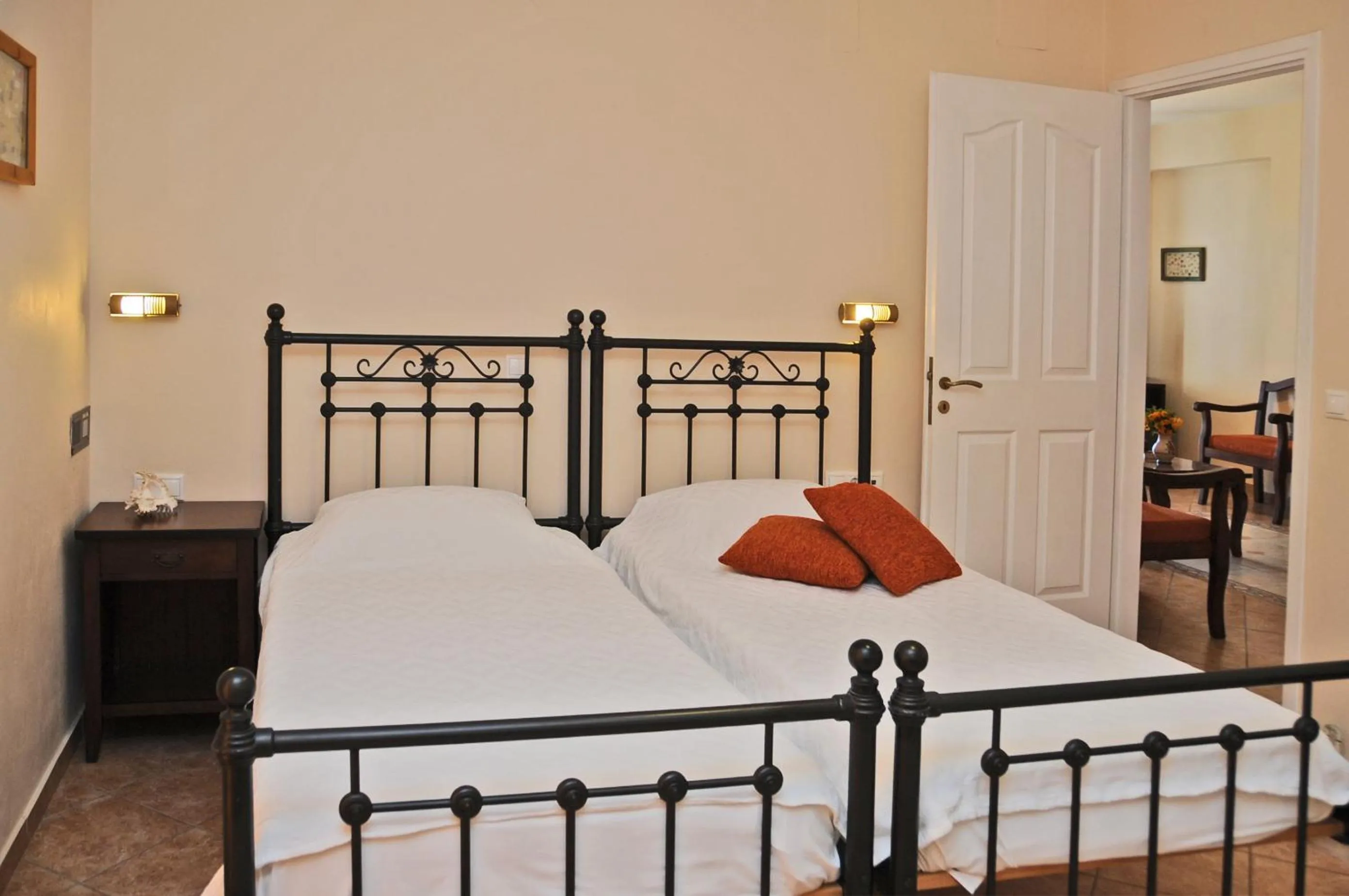 Bedroom, Bed in Akti Aegeou