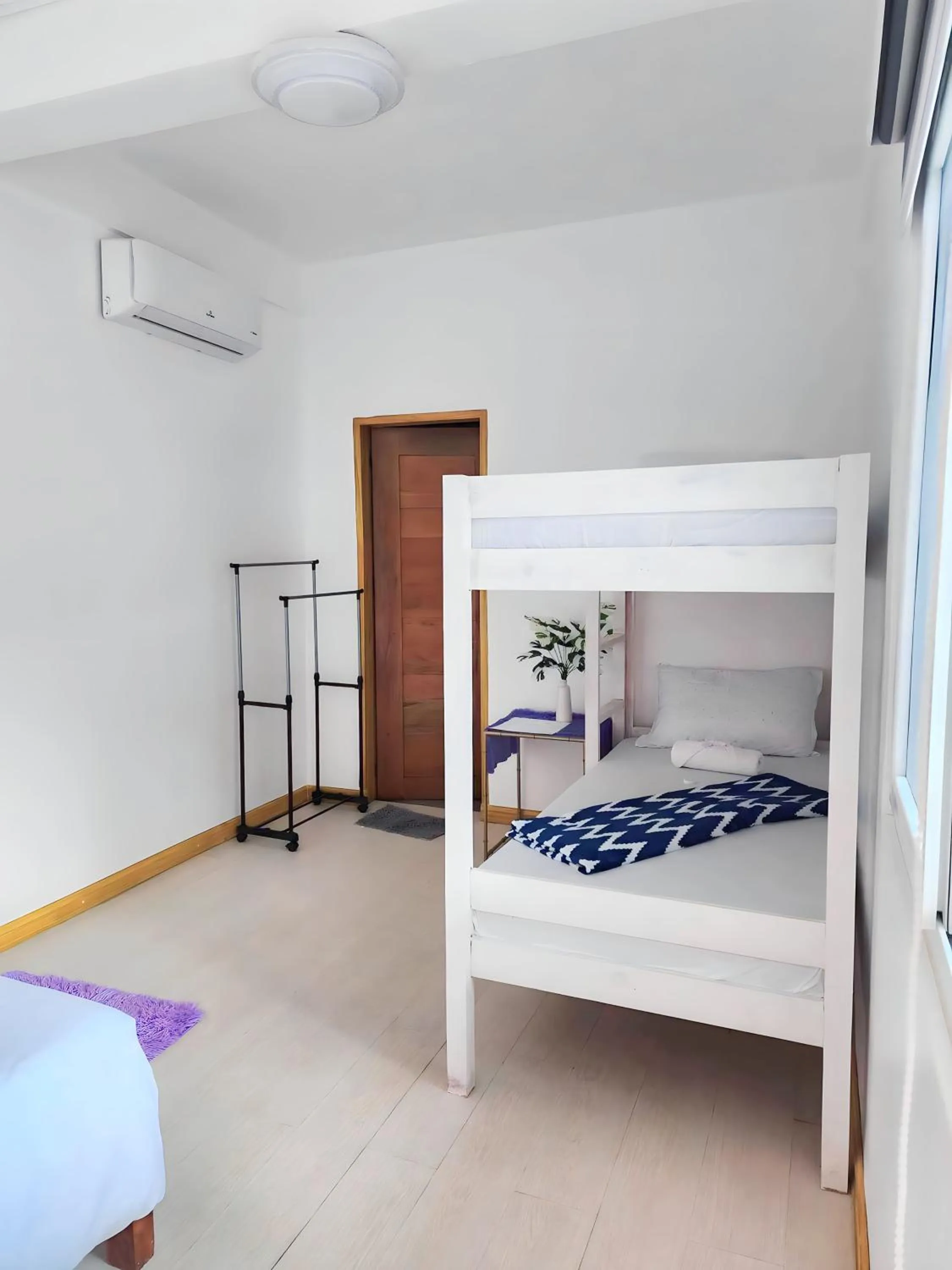 Bed in Sunset Paradise Moalboal