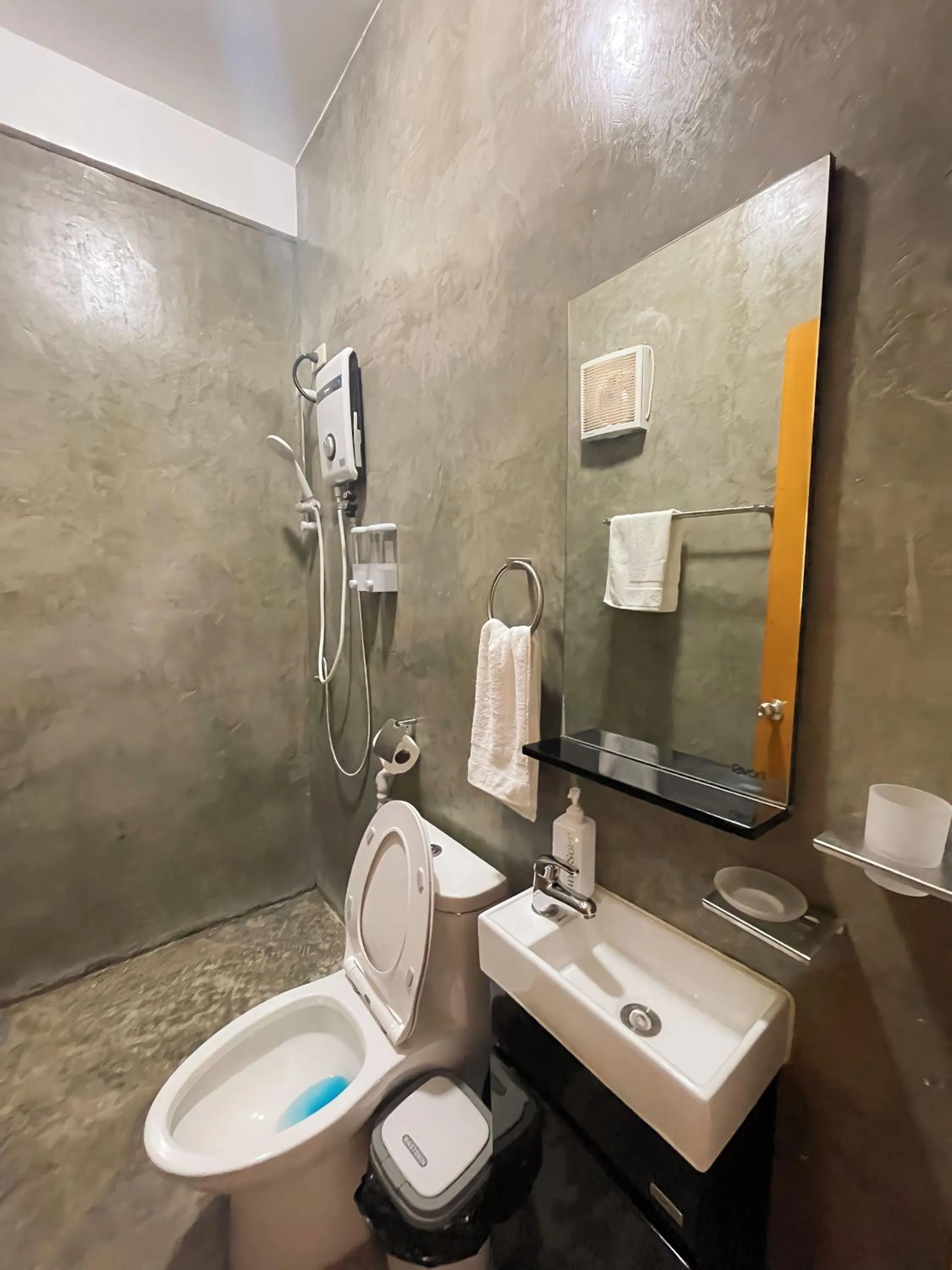 Sunset Paradise Moalboal