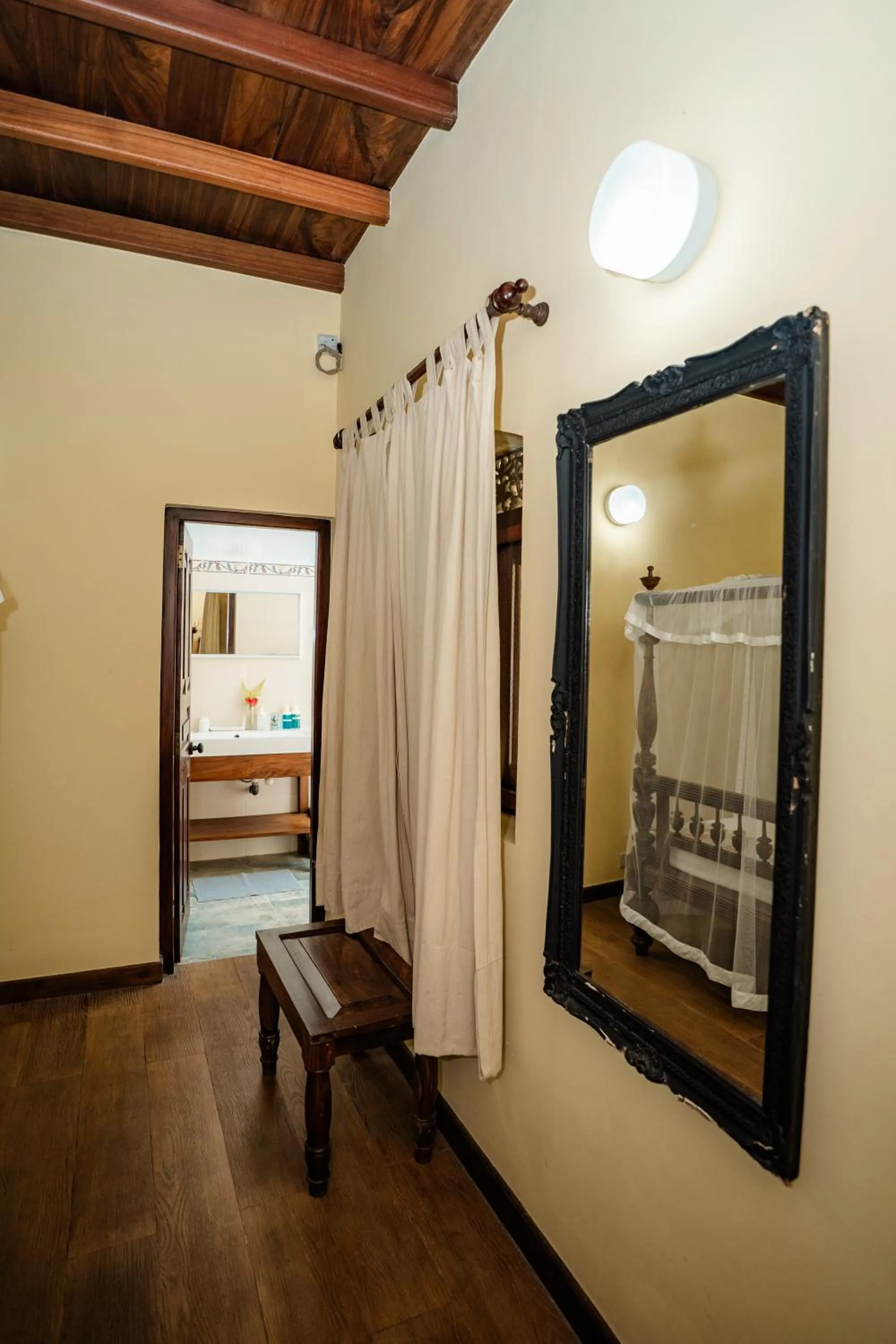 Bedroom, Bed in The Waves Beach Chalets