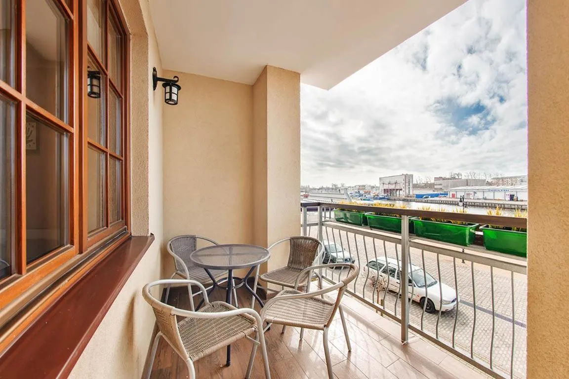 Balcony/Terrace in Bulwar Portowy, Sun & Snow