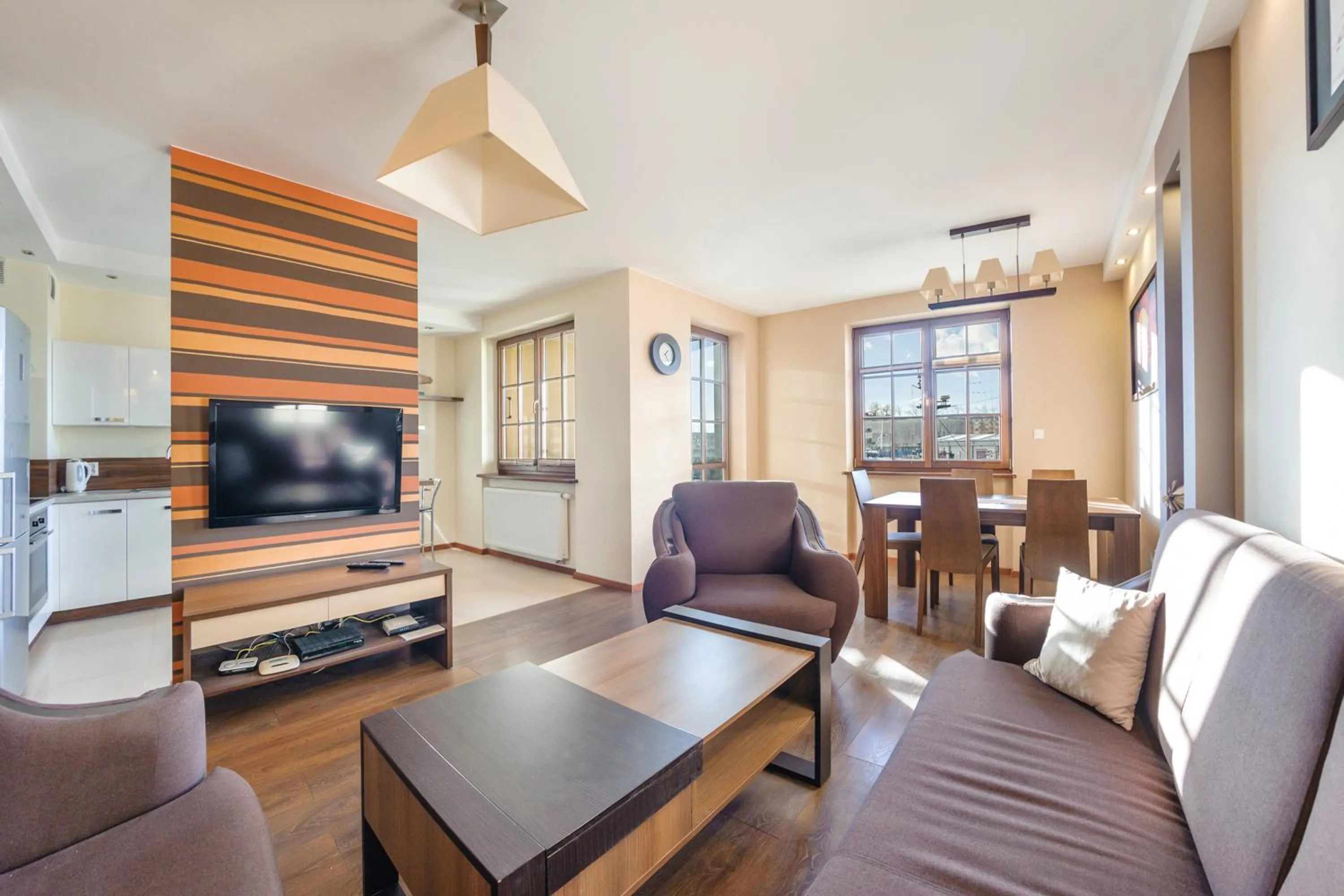 Living room in Bulwar Portowy, Sun & Snow