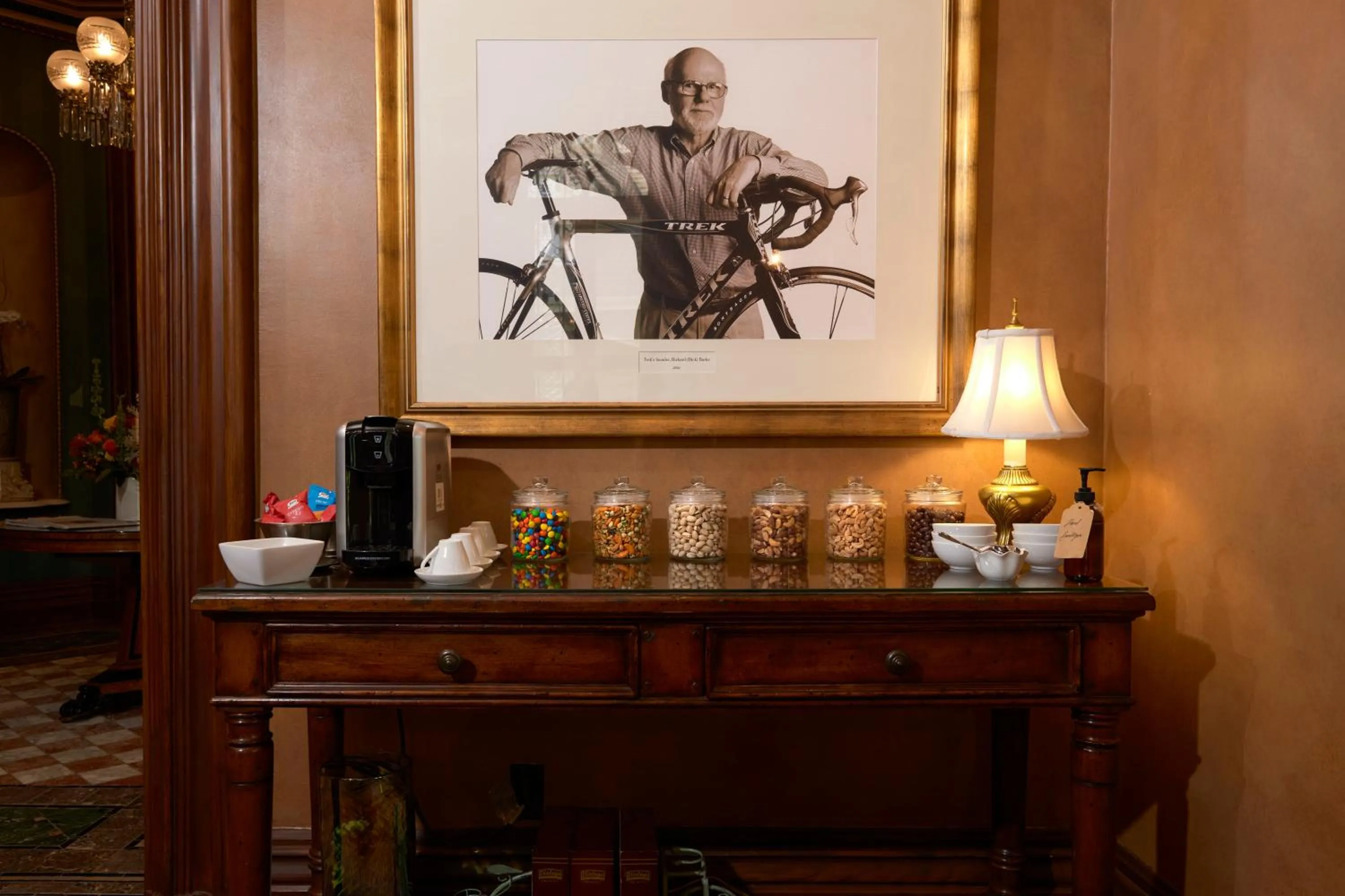 Restaurant/places to eat in Mansion Hill Inn