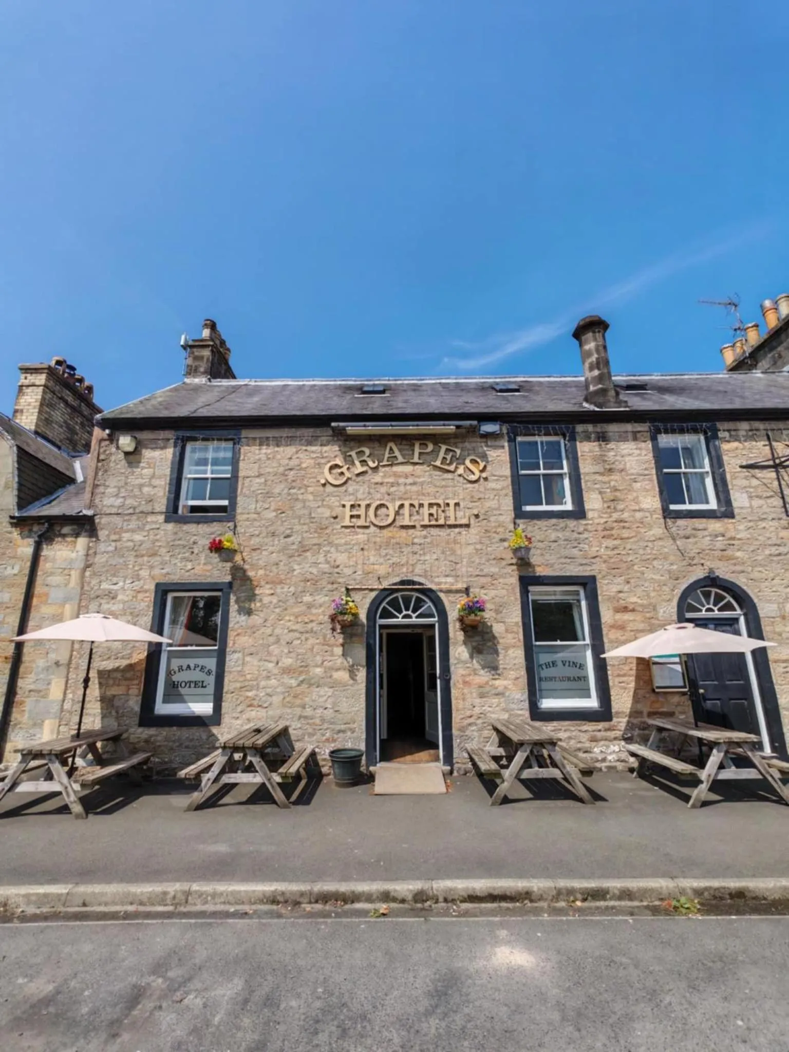The Grapes Hotel