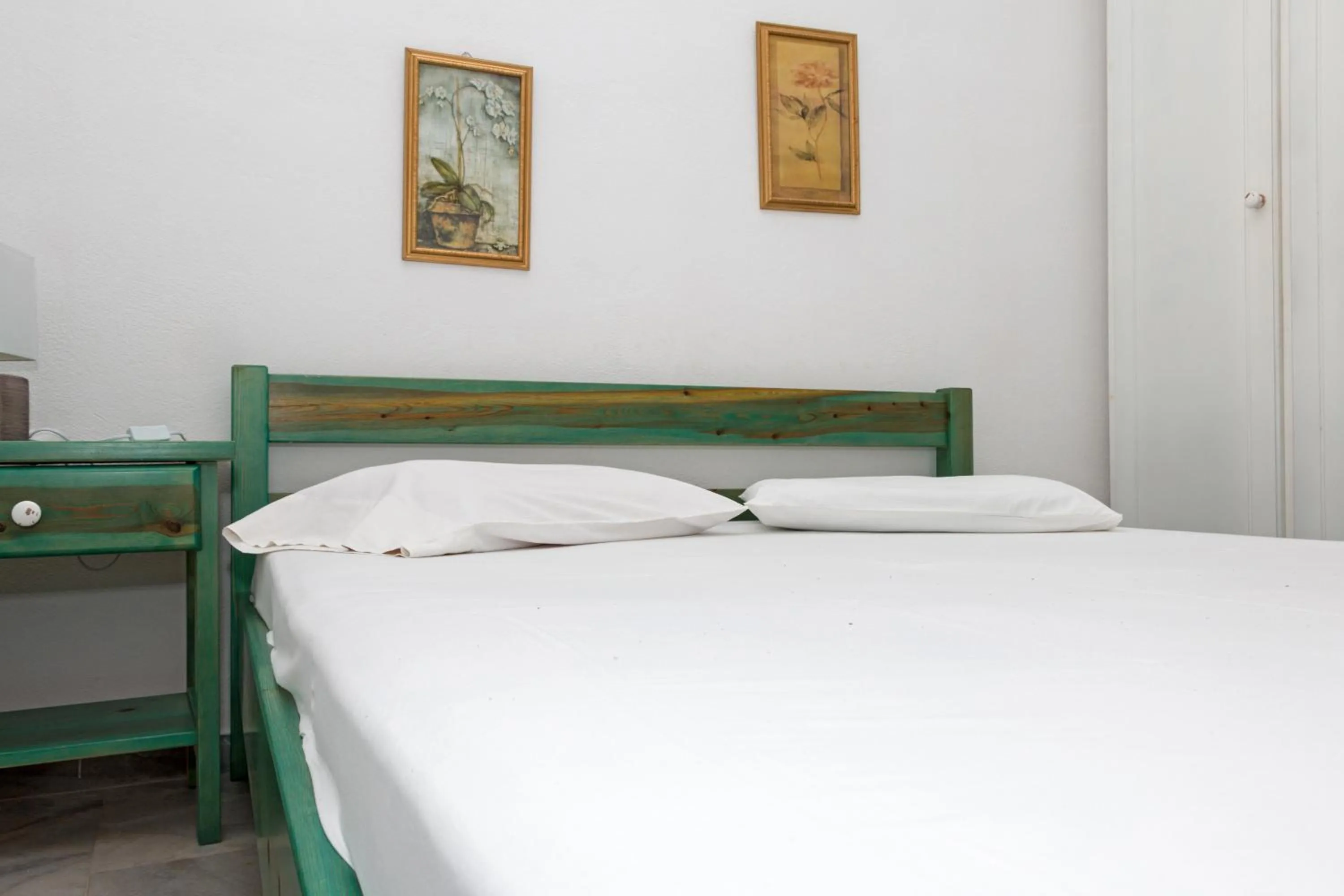 Bed in Miltiadis Apartments