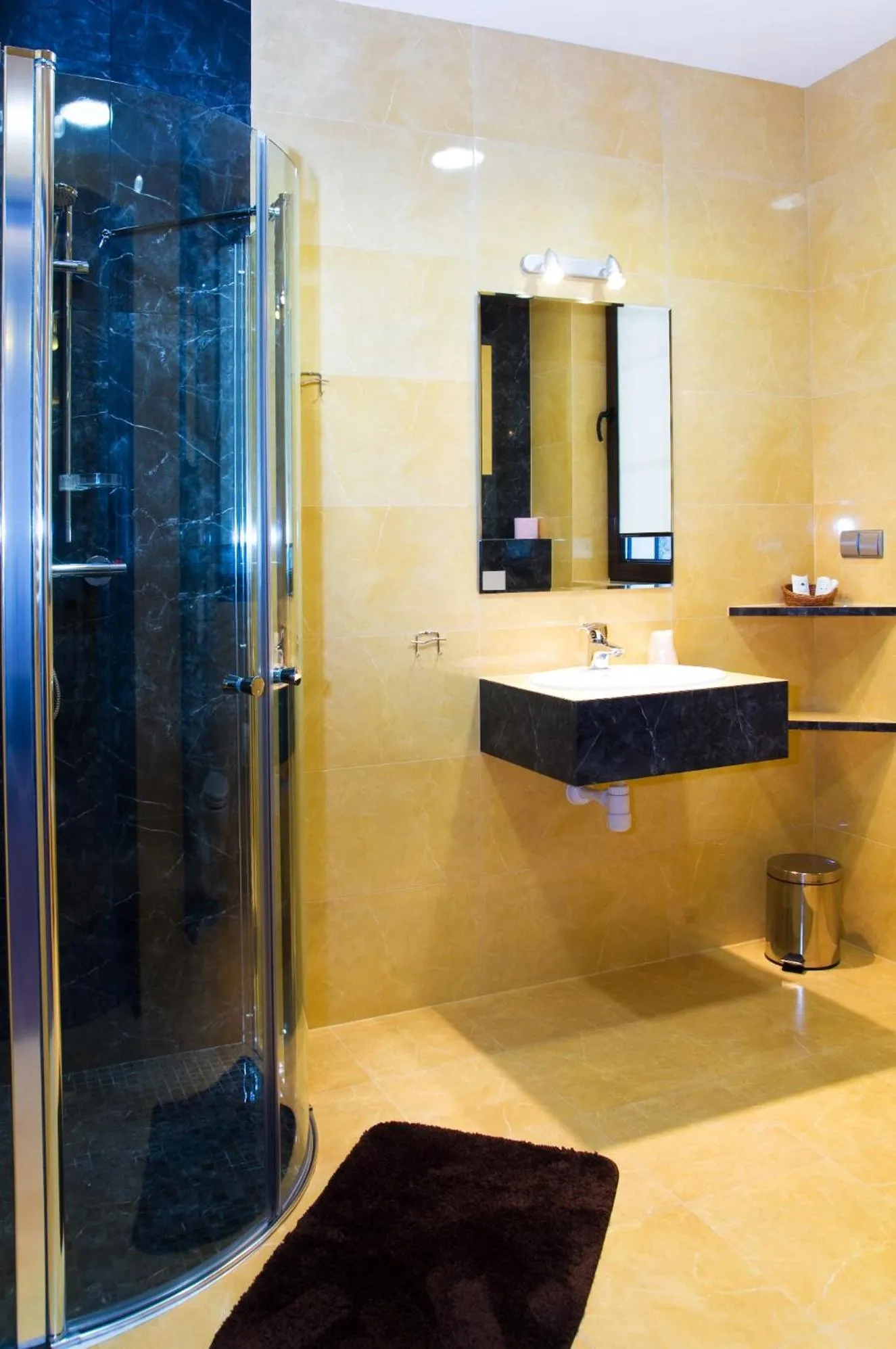 Bathroom in Hotel Cykada