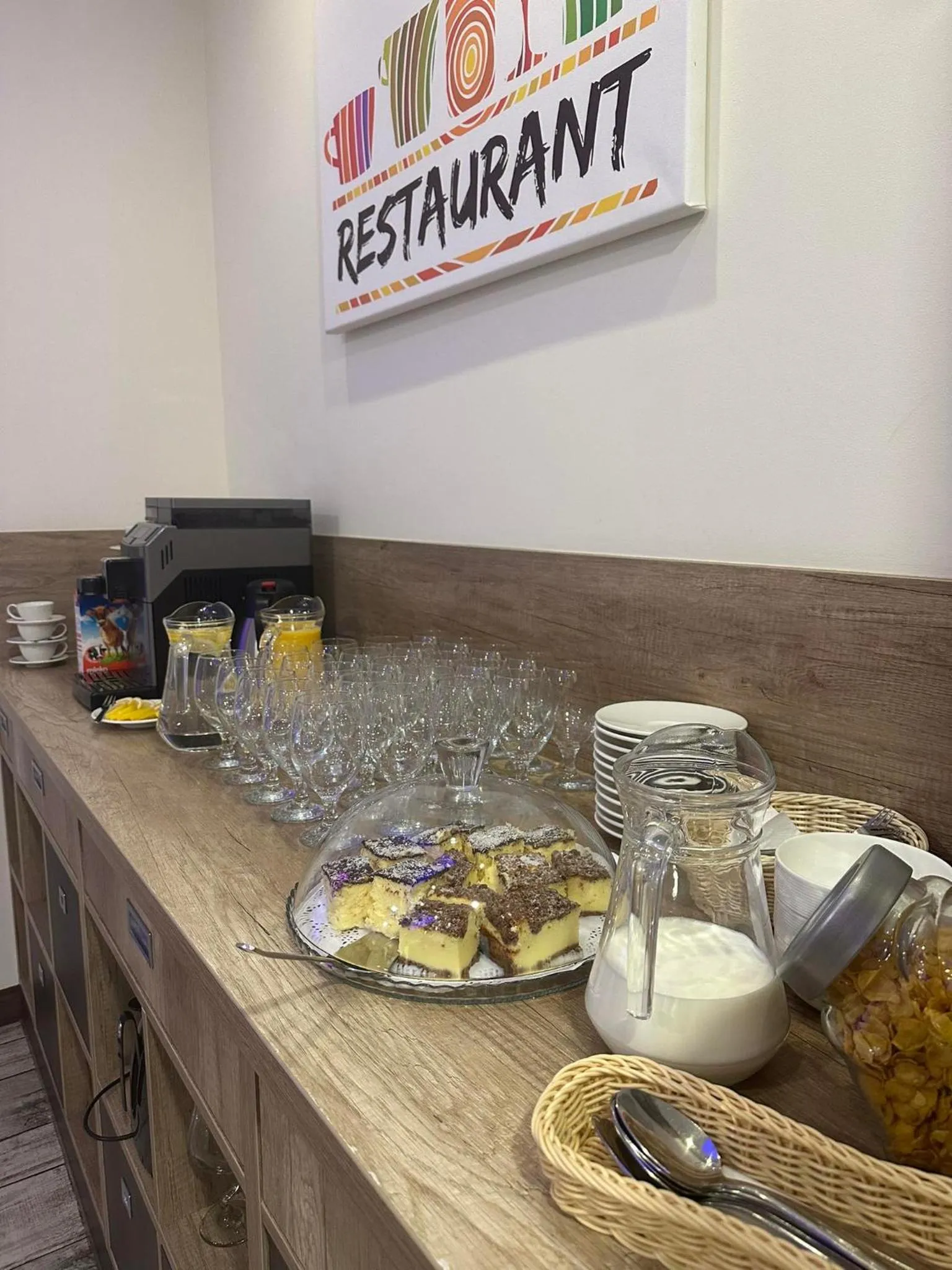 Breakfast in Hotel Cykada