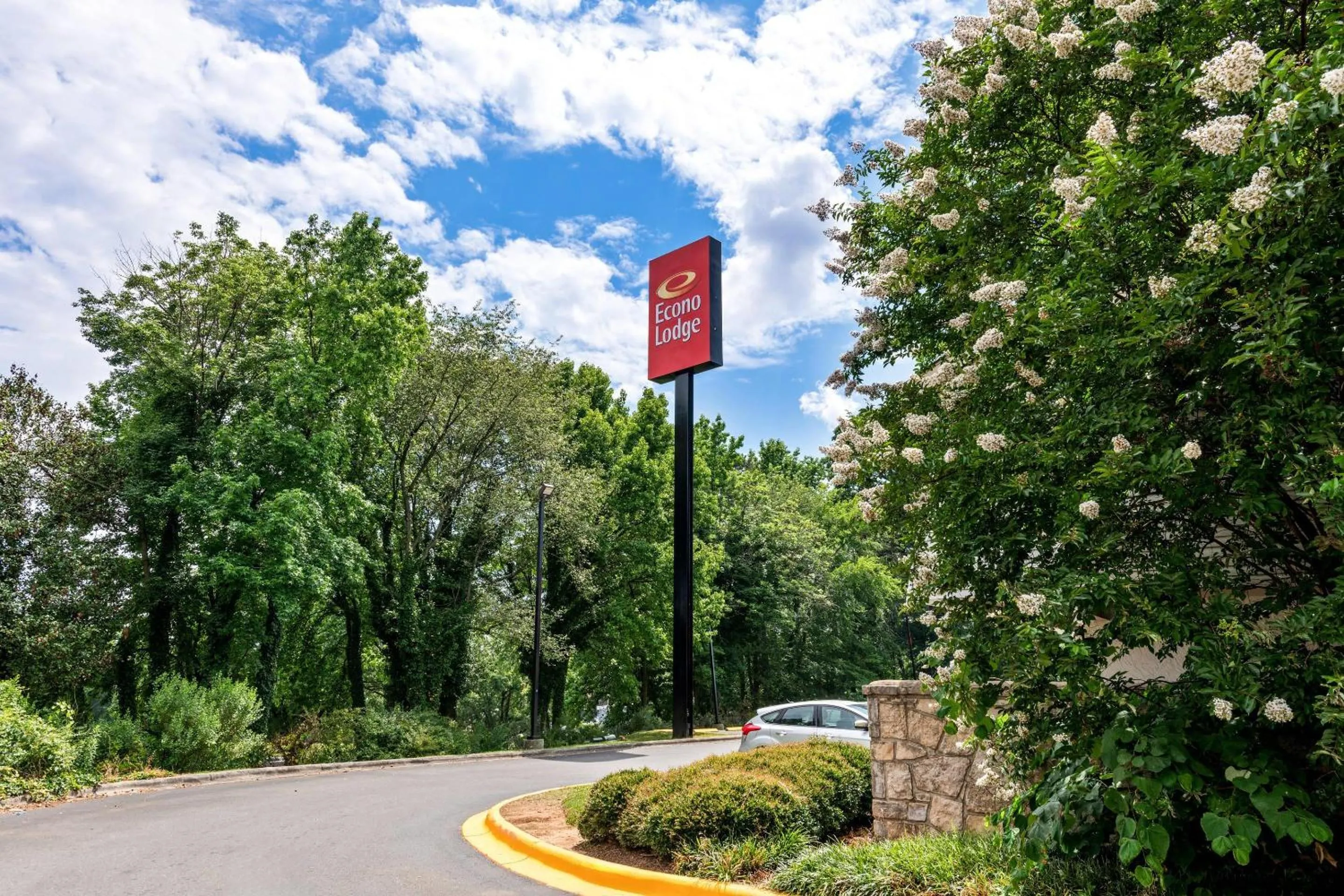 Property building in Econo Lodge Charlotte Airport
