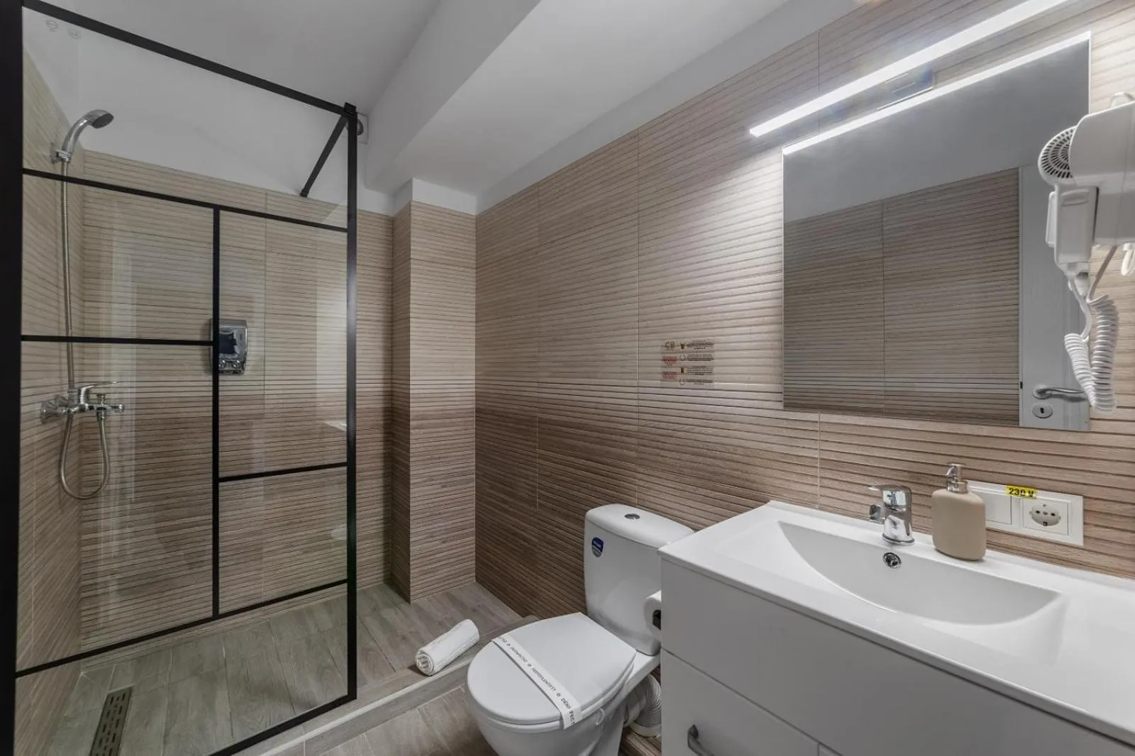 Bathroom in Otopeni Suites by CityBookings