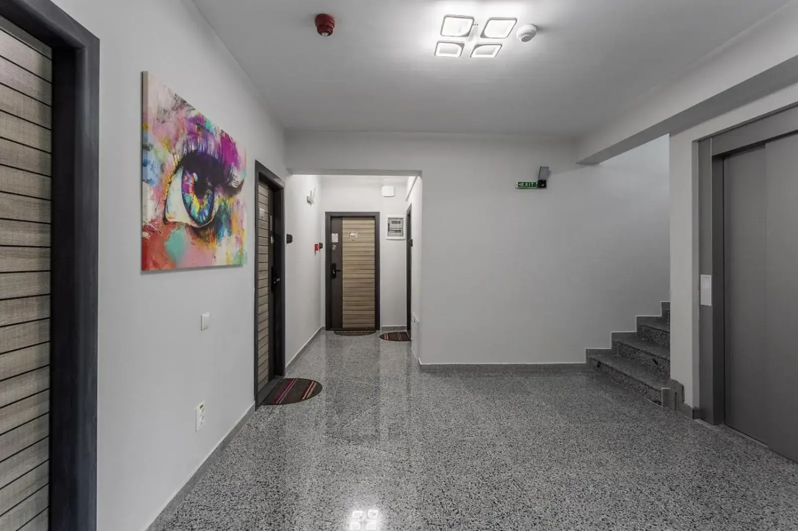 Property building in Otopeni Suites by CityBookings Property building in Otopeni Suites by CityBookings