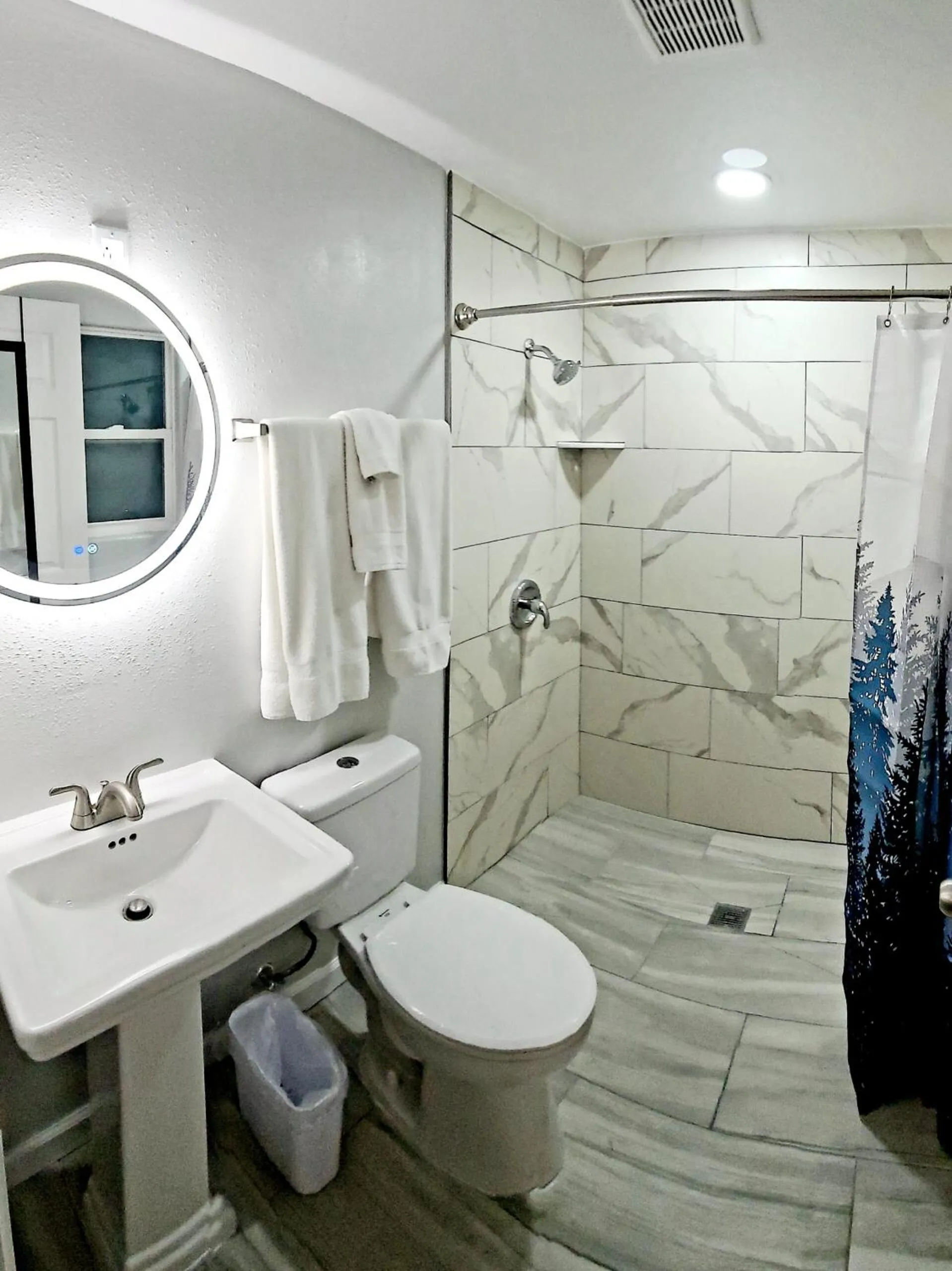 Bathroom in Snowy Mountain Inn