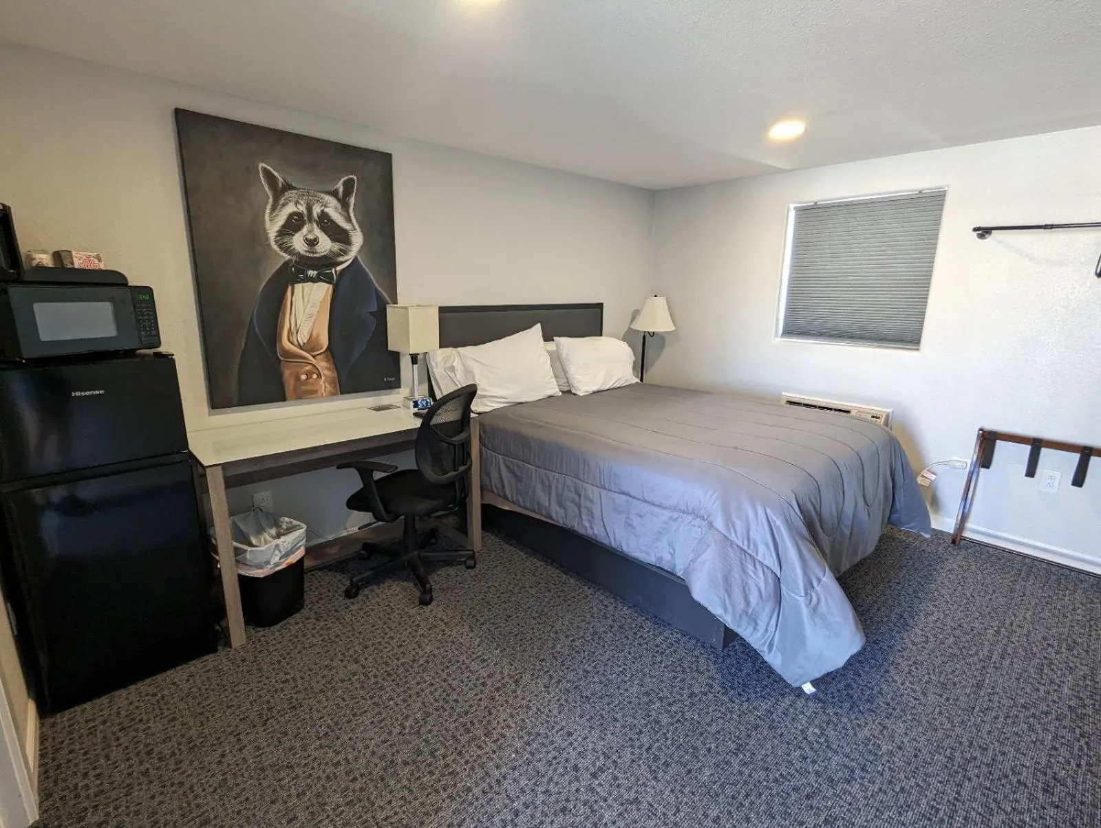 Bed in Snowy Mountain Inn