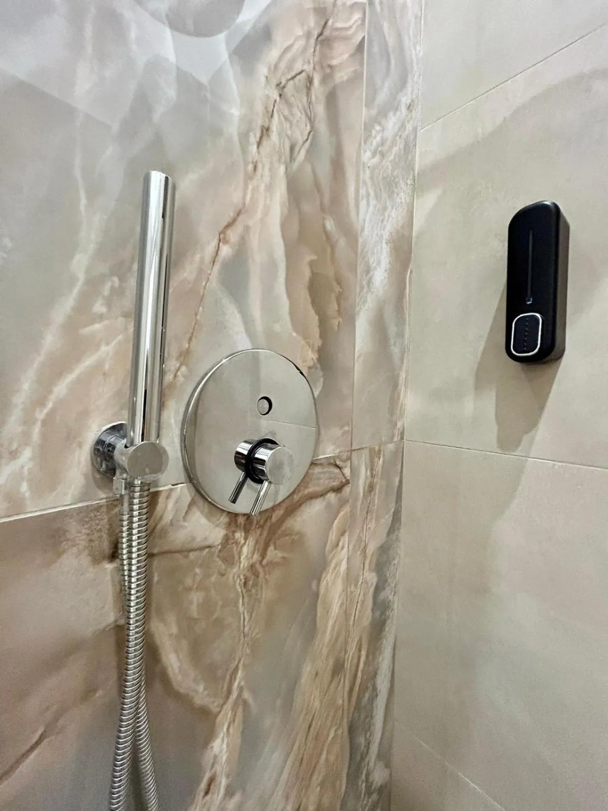 Shower in Folklore B&B