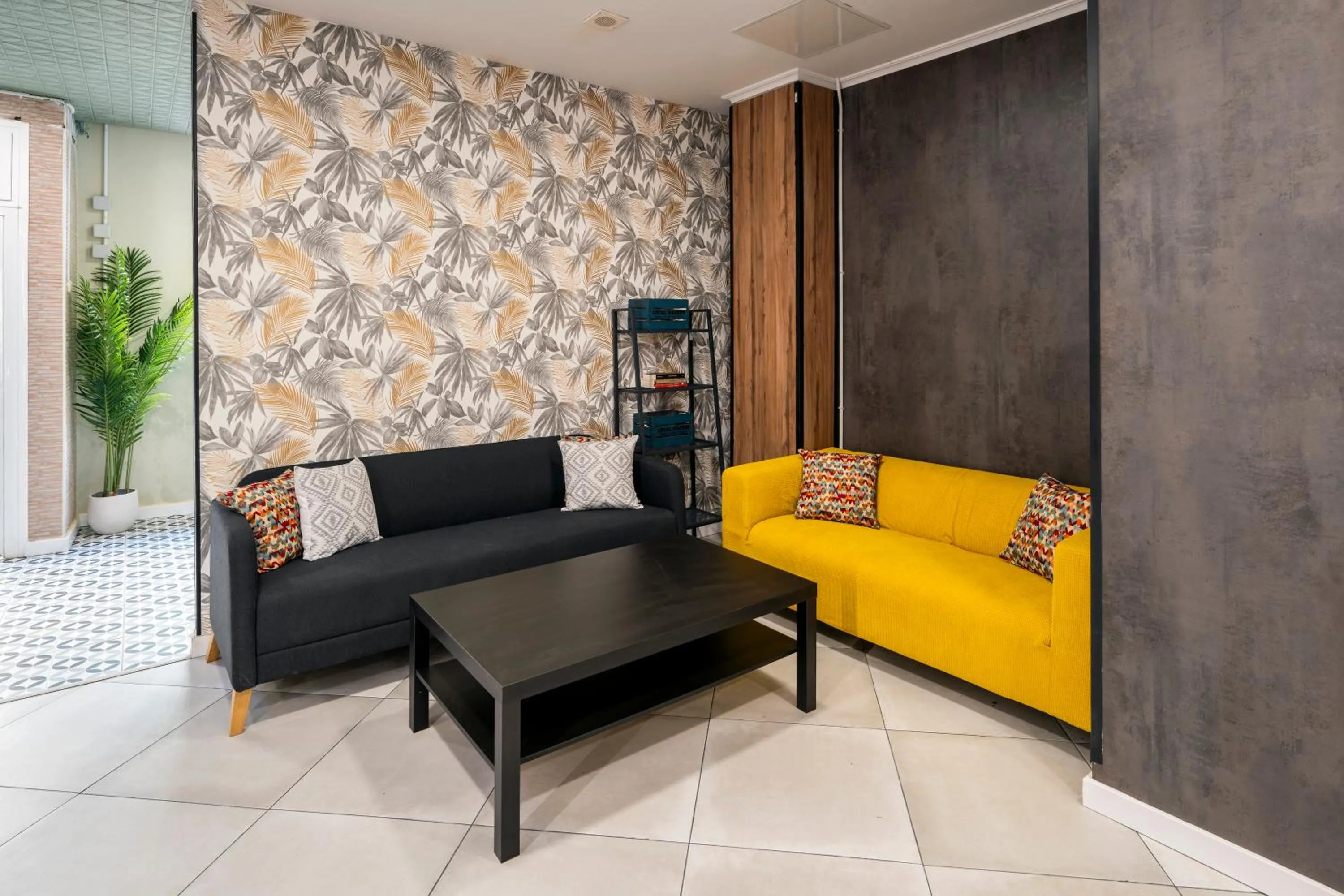 Lobby or reception in SOM Hostel Valencia