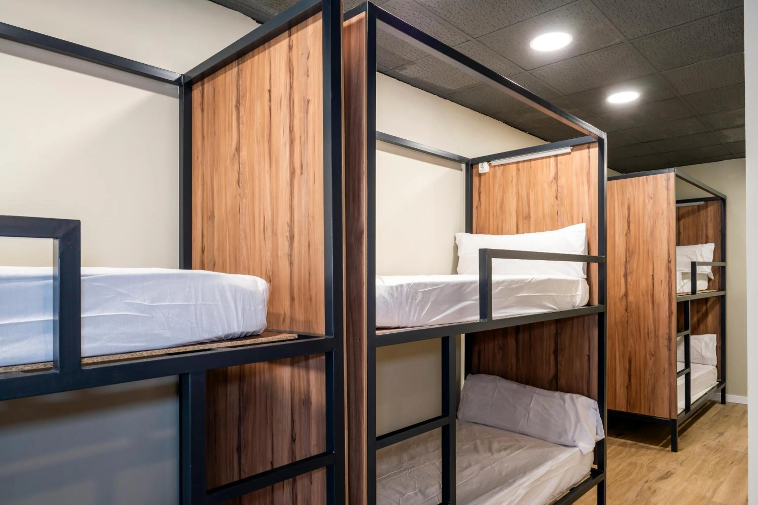 Bed in SOM Hostel Valencia