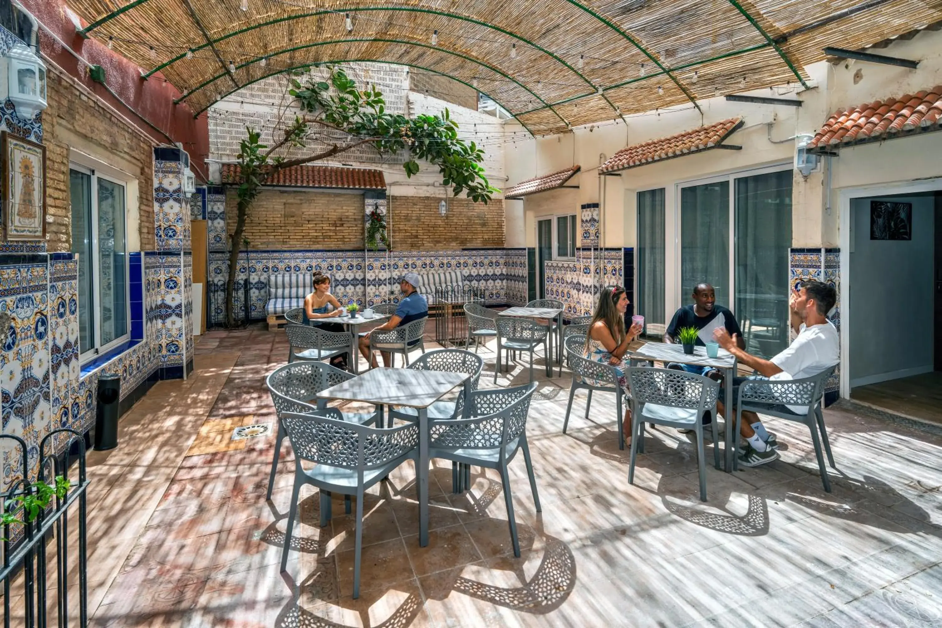 SOM Hostel Valencia SOM Hostel Valencia