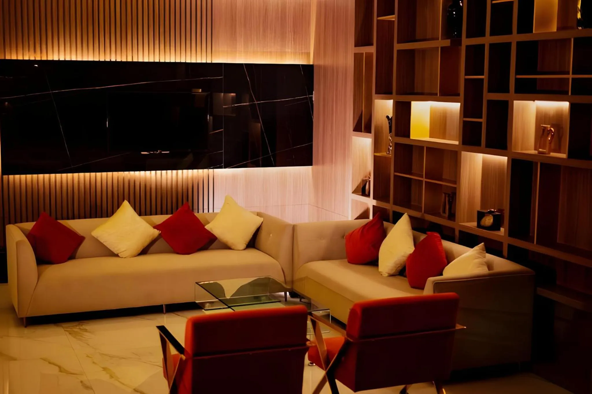 Seating area in Ahlin Suites