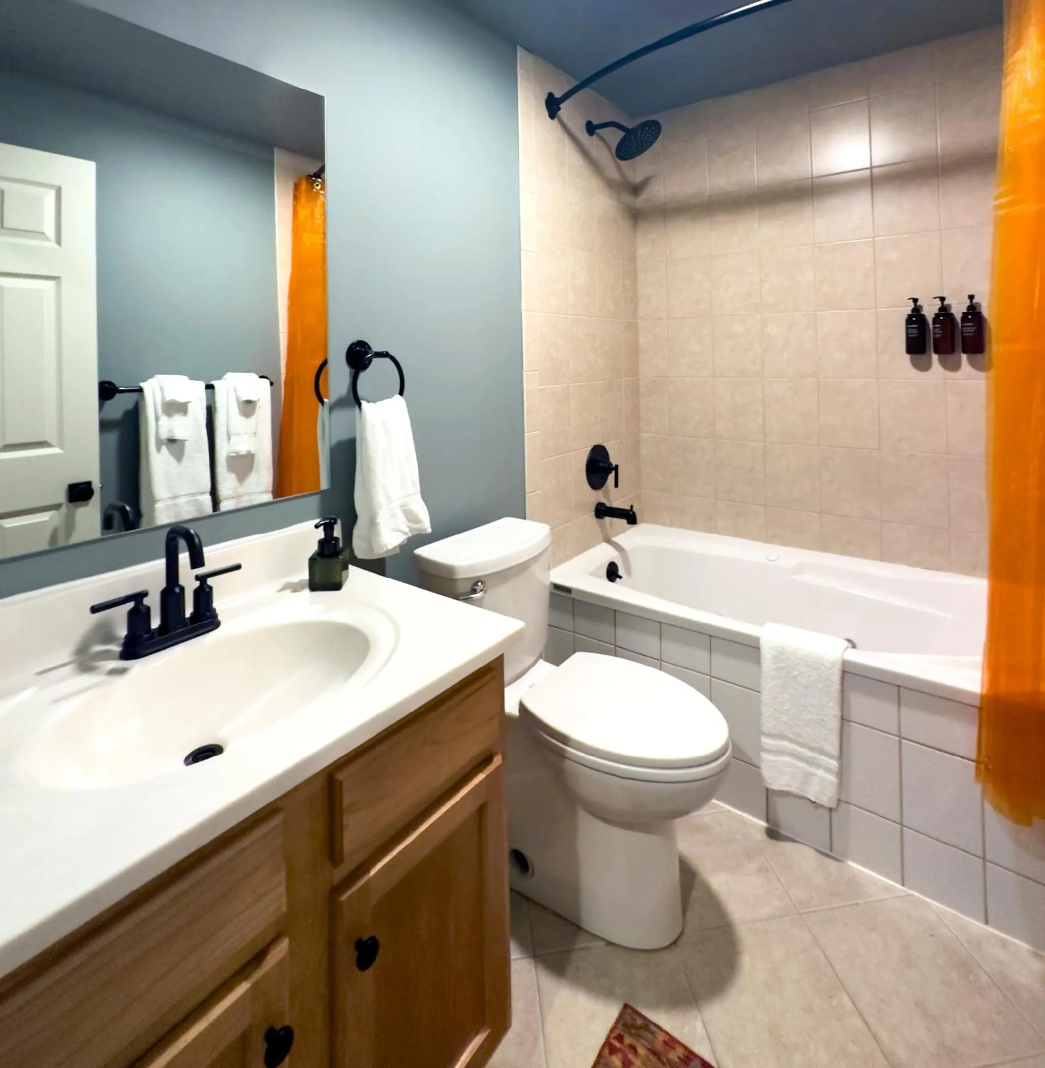 Bathroom in Madbush Falls