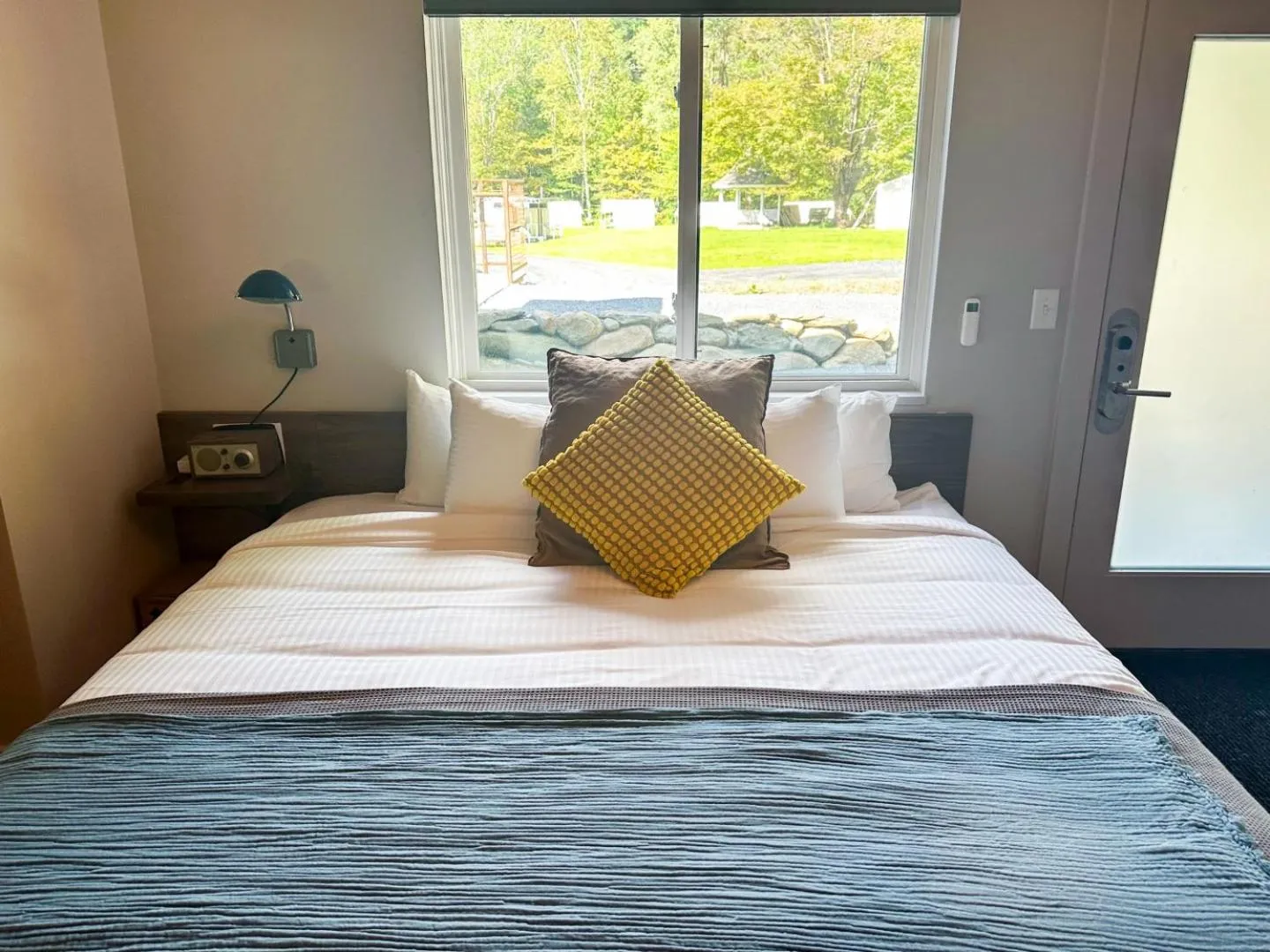 Bed in Madbush Falls