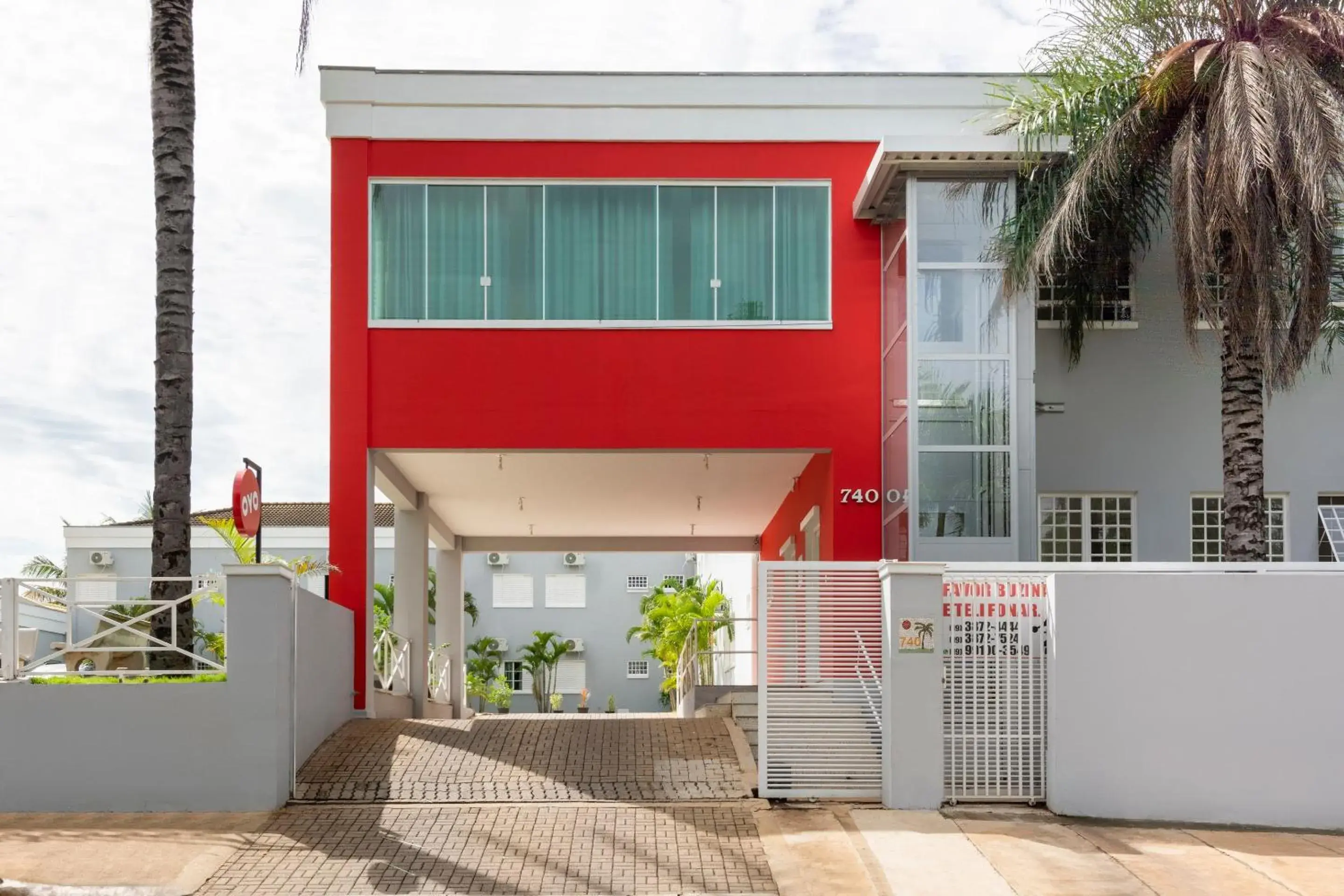 Facade/entrance in OYO Hotel Cosmópolis, Sao Paulo Facade/entrance in OYO Hotel Cosmópolis, Sao Paulo