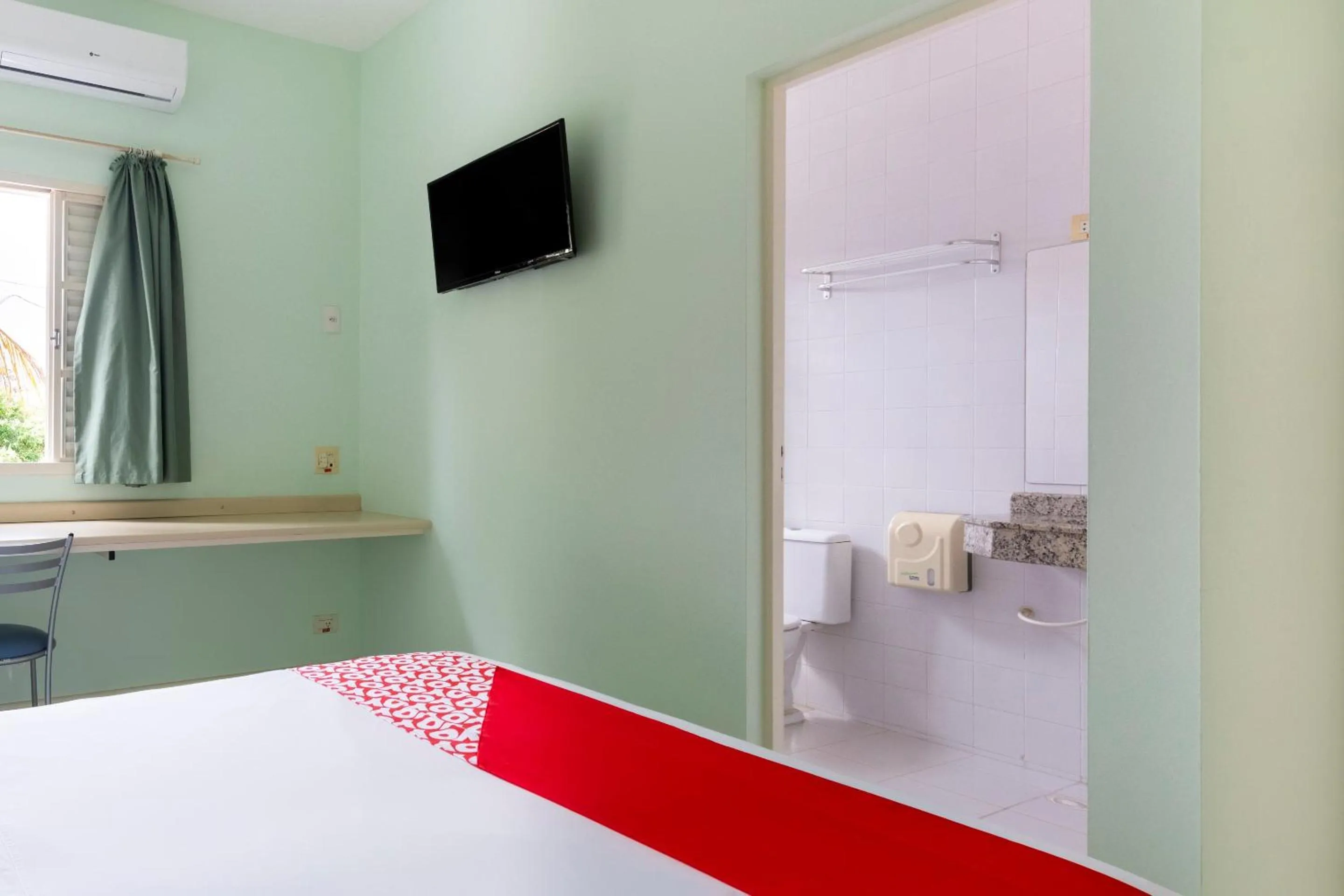 Bedroom, Bed in OYO Hotel Cosmópolis, Sao Paulo