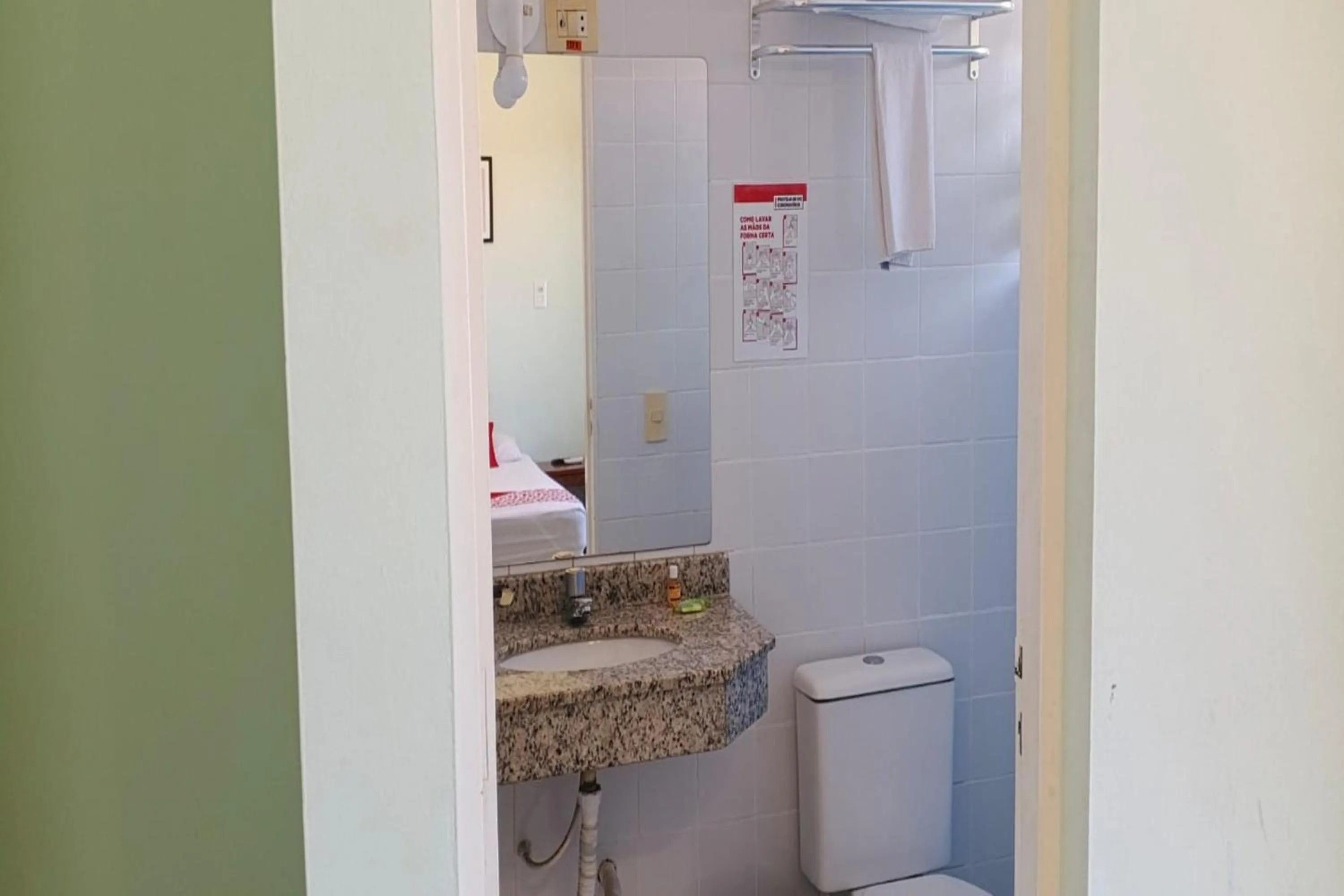 Bathroom in OYO Hotel Cosmópolis, Sao Paulo