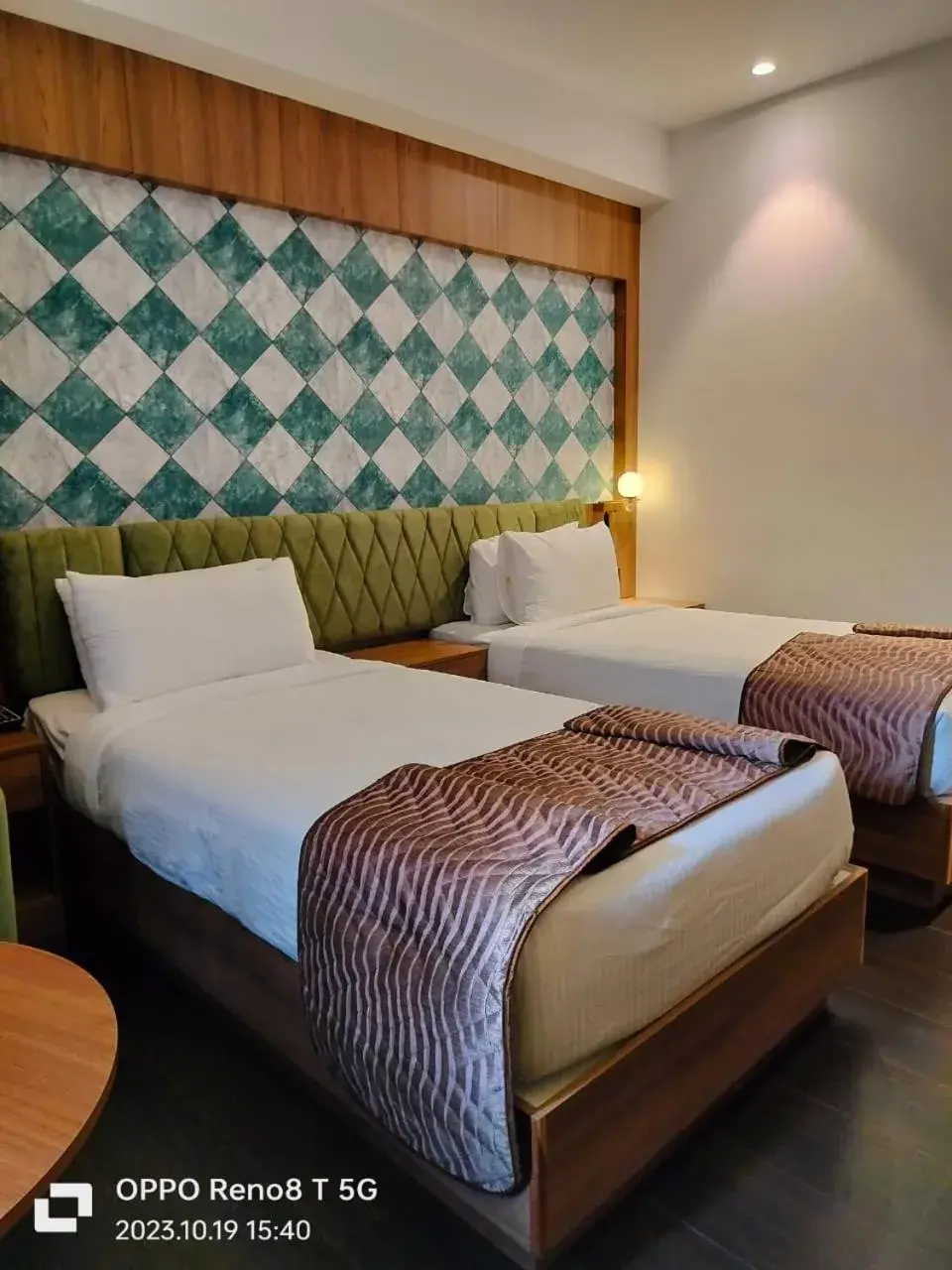 Bed in MANDARIN SKY Bed in MANDARIN SKY