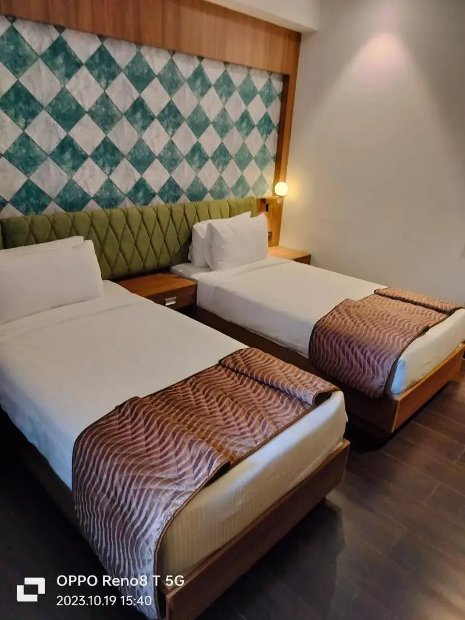 Bed in MANDARIN SKY Bed in MANDARIN SKY