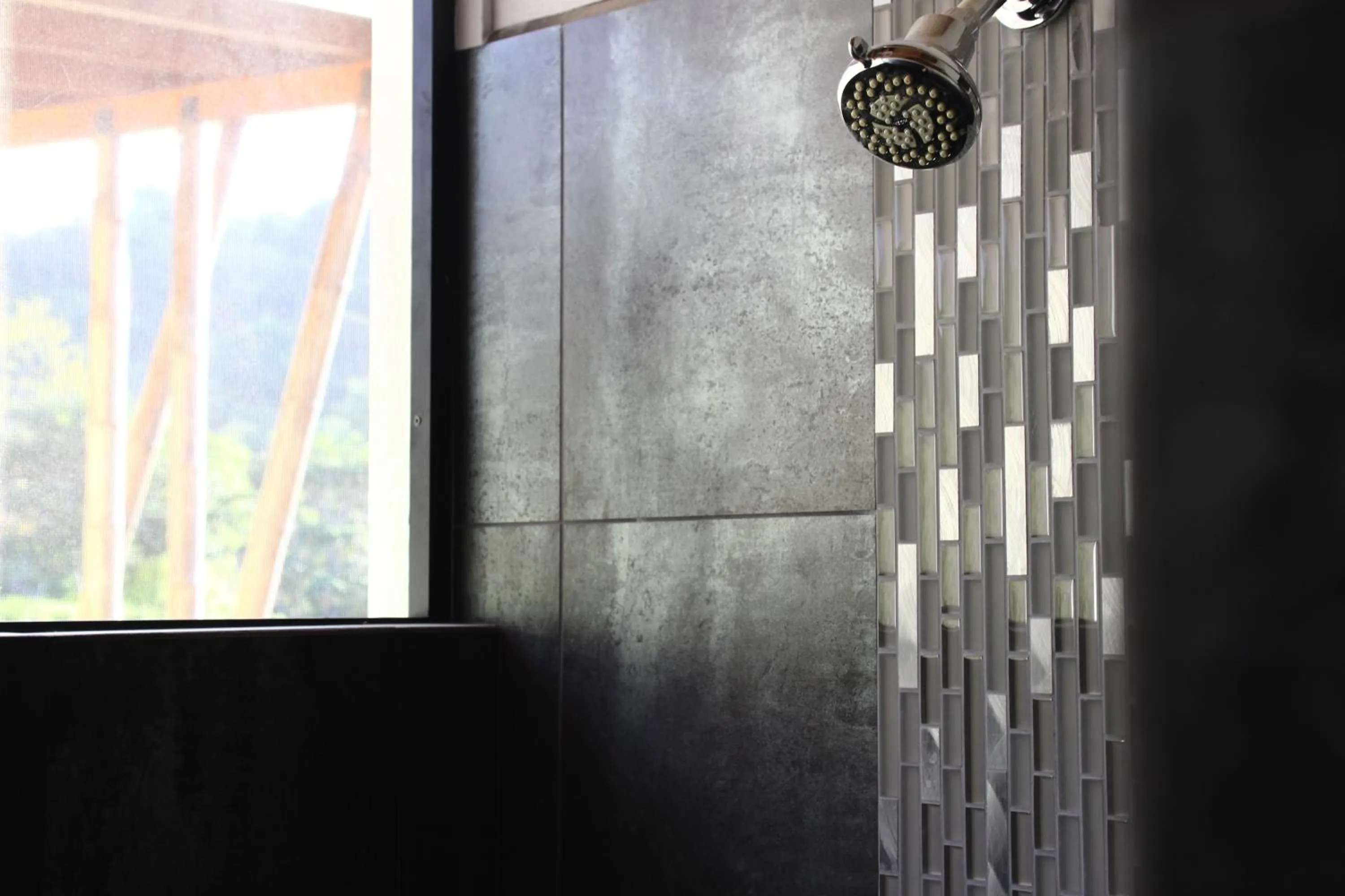 Shower in Eden Tica Lodge