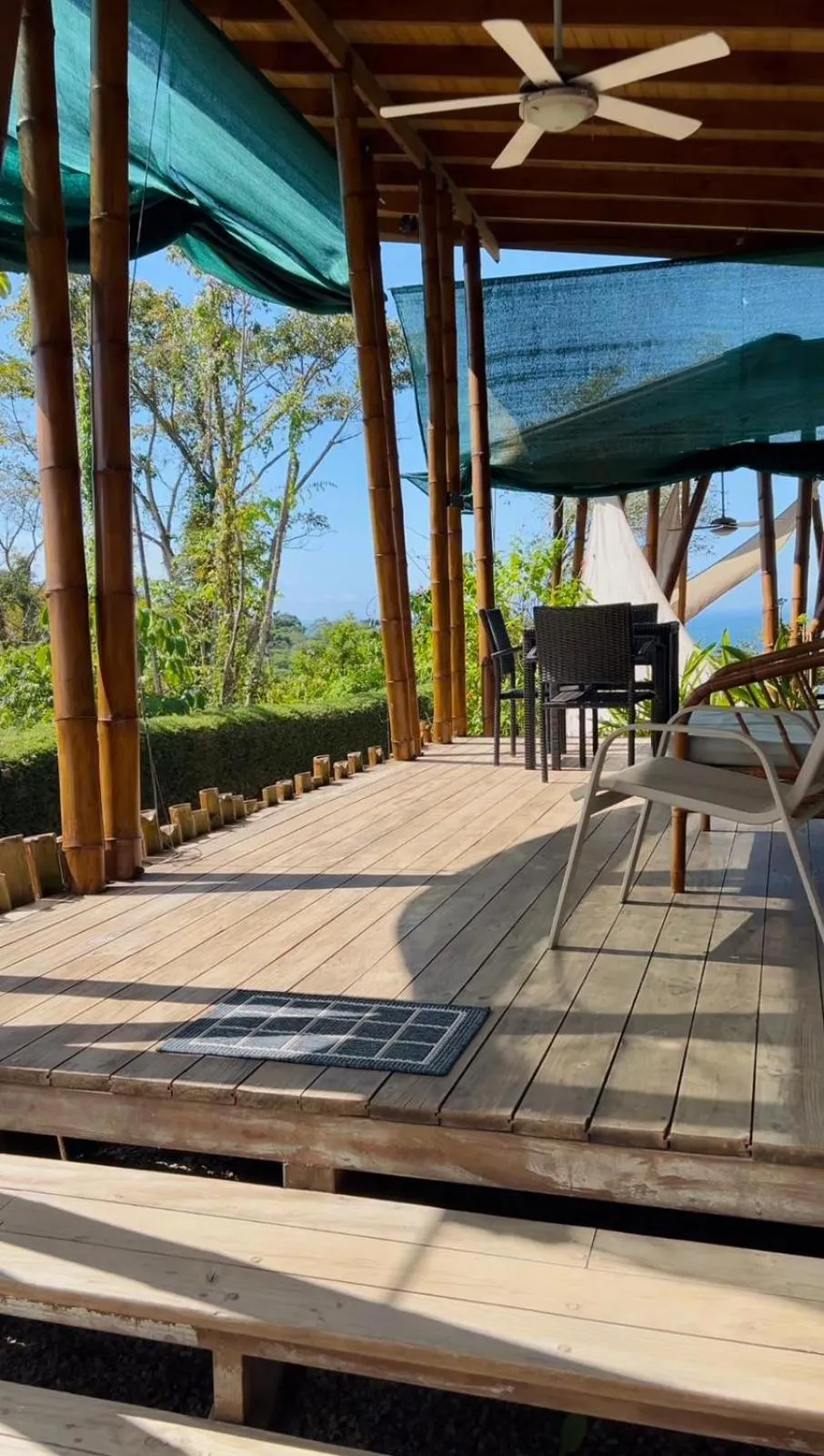 Balcony/Terrace in Eden Tica Lodge