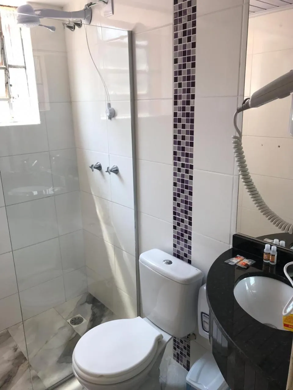 Bathroom in Hotel Senador Distributed by Ameris - Quedas do Iguaçu - Paraná