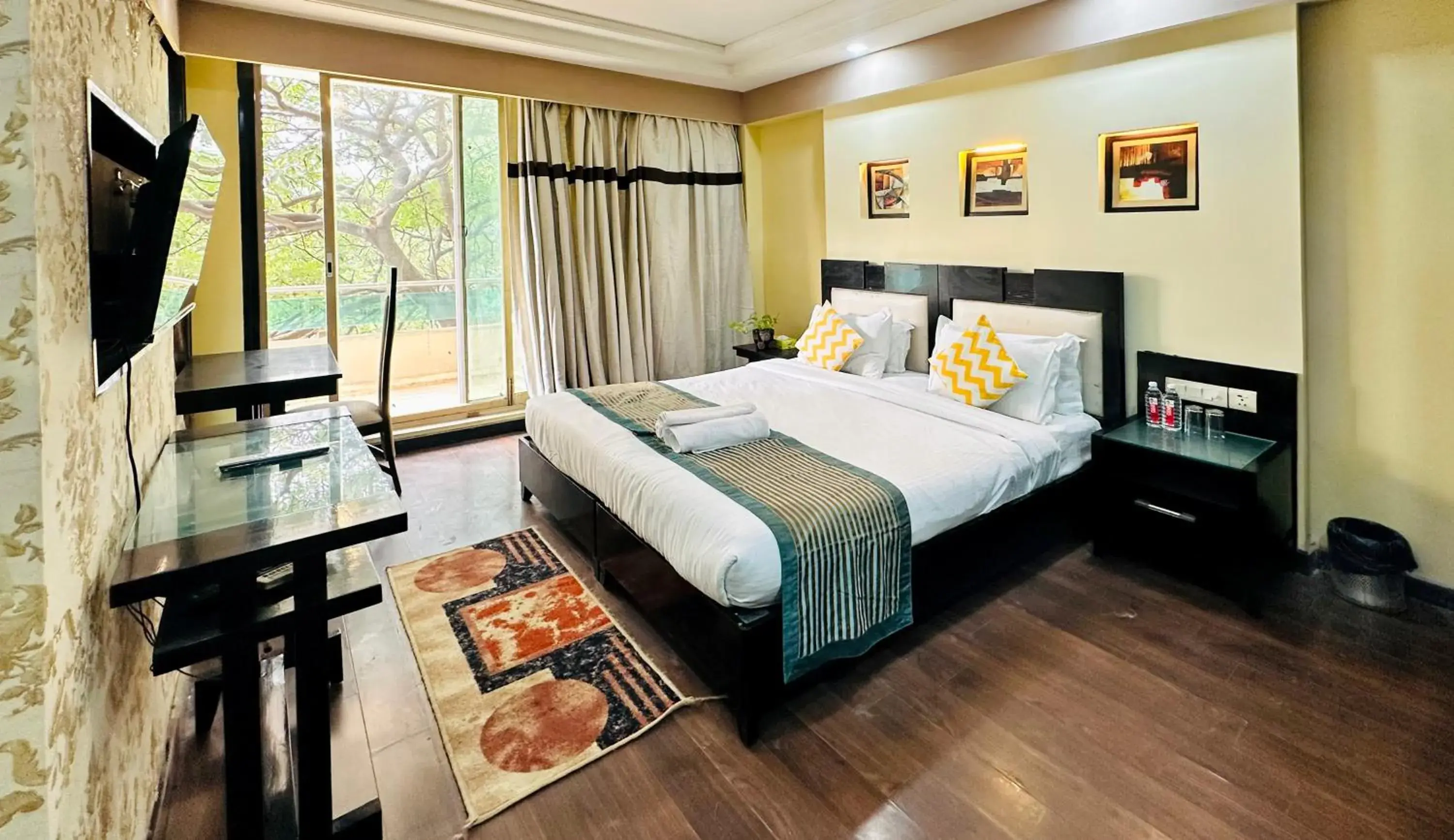 Deluxe Suite in Posh Suites - Golf Course Road Deluxe Suite in Posh Suites - Golf Course Road