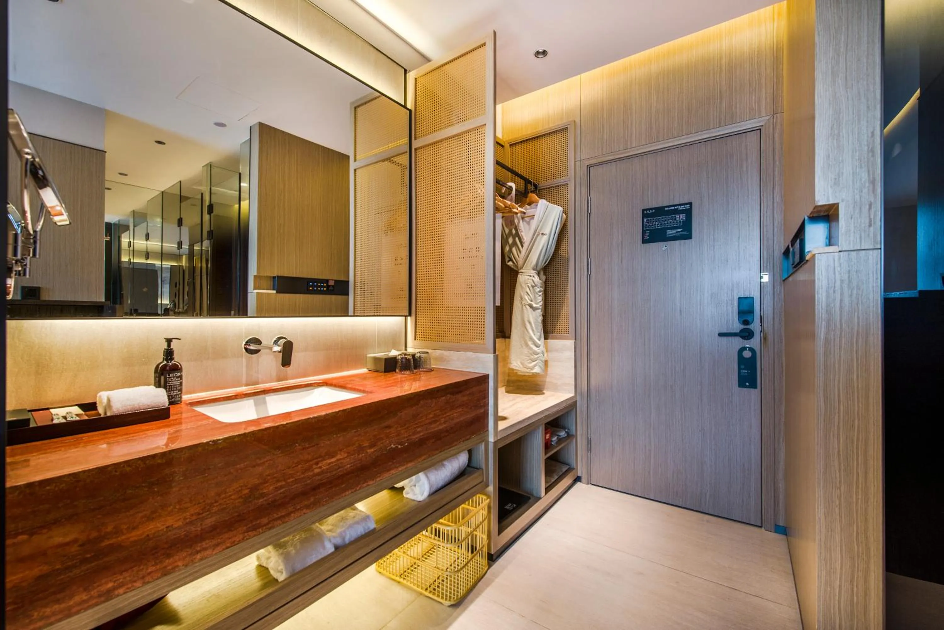 Baytop Living of Guangzhou Drimin House Hotel - Canton Fair Free Shuttle Bus